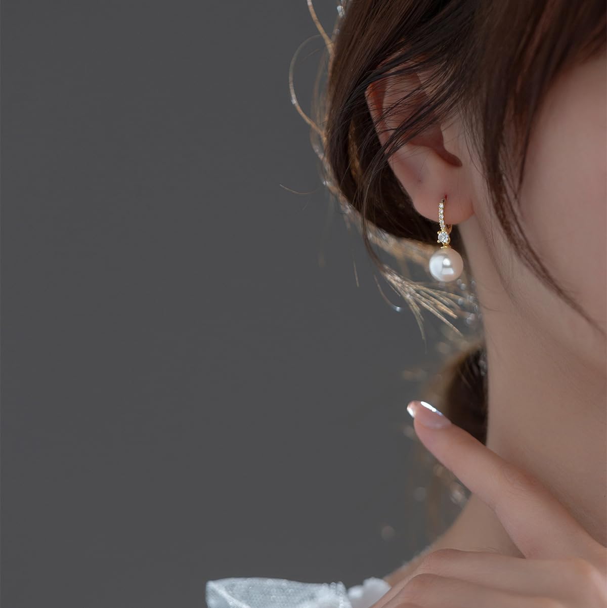 Pearl Earrings for Women Gold Dangle Pearl Earrings 14K Gold Plated Drop Earring for Women Trendy Dangling Earring Beach Party Earings Elegant Dangly Earings Wedding Bridal Jewelry for Gift 