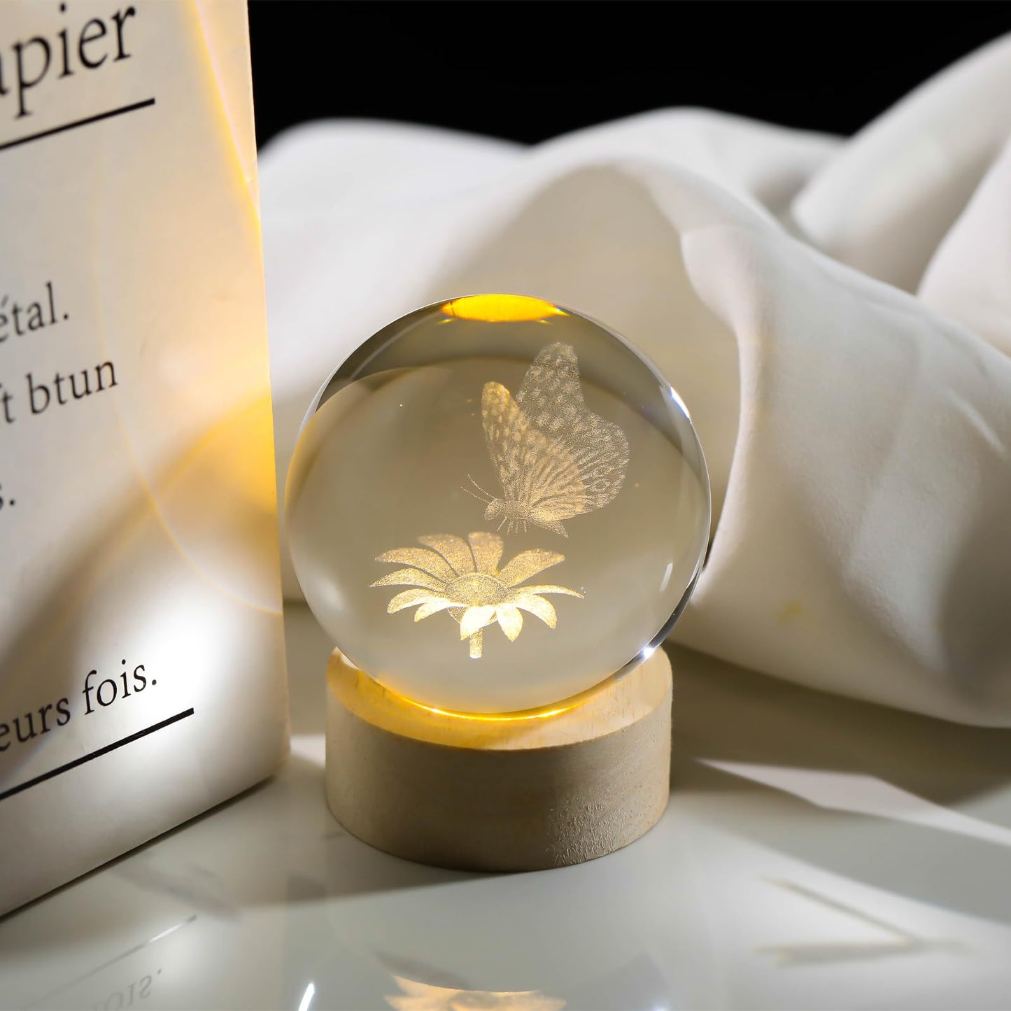 Arikyrist 3D Crystal Butterfly Figurines with Wooden Base, 3D Butterfly Crystal Ball Night Light Collection Gifts, Home Decor