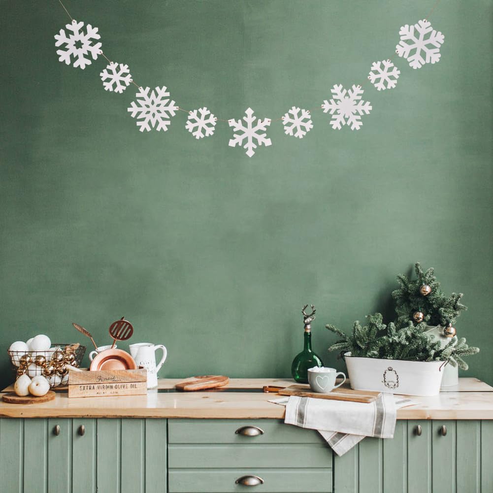 Wooden Christmas Snowflakes Ornaments, 9PCs White Snowflake Chain Hanging Ornament for Mantlepiece Window Front Door, Rustic Snowflake Embellishments Christmas Tree Decorations (white)