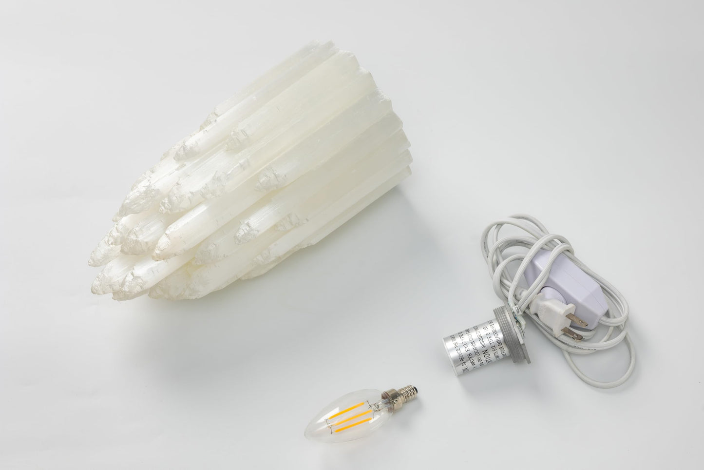 YeasHome Handcrafted Selenite Lamp Salt Lamp Natural Crystal Light for Relaxation Table Lamp Salt Rock Night Light with Dimmer Switch for Bedroom, Yoga Room, Healing Meditation Decor White
