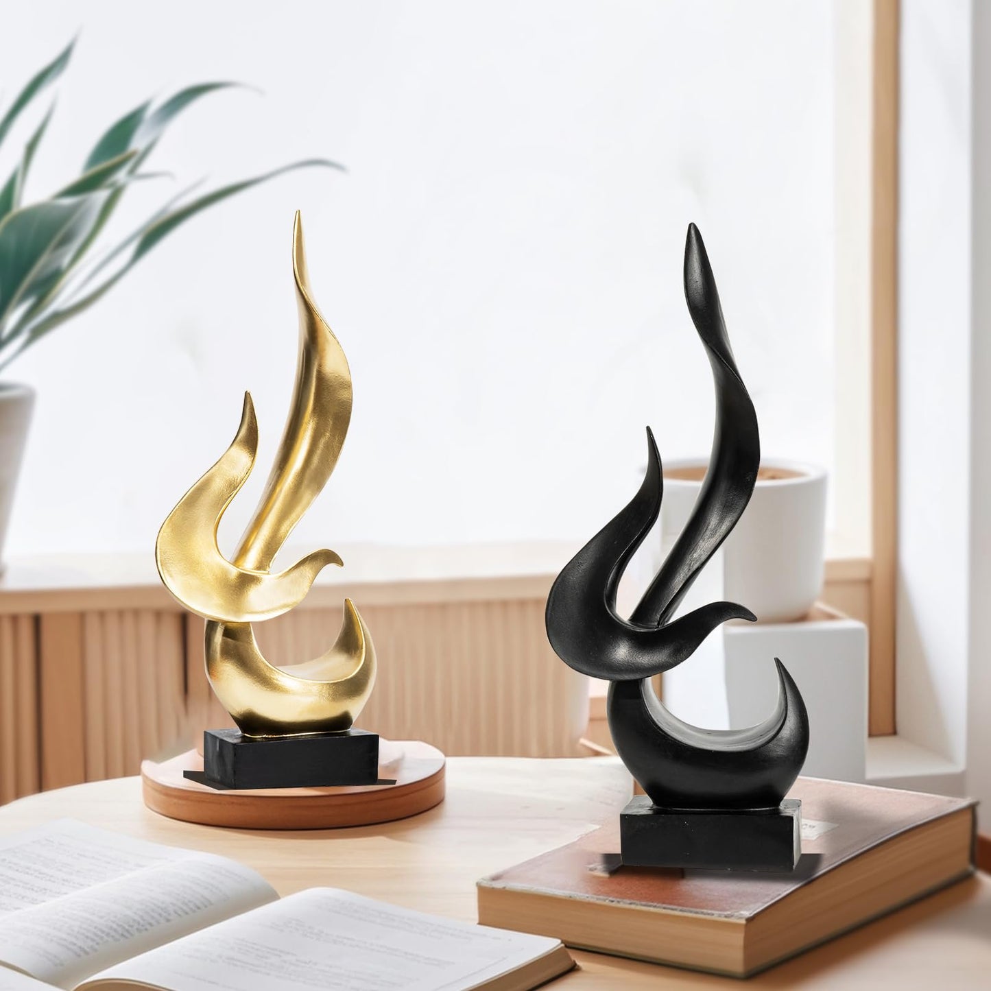 Paytonture Gold Fire Flame Sculpture, Modern Abstract Resin Statue, Art Statue Home Decor for Living Room TV Stand Coffee Table Shelf Accents Decor.(Small)