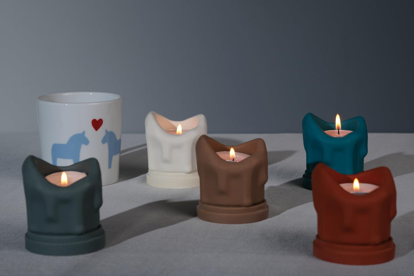 ICNBUYS Handcrafted Tealight Candle Holder Designed as a Melting Candle; Handmade Tea Light Candle Holder; Bathroom, Living Room Mantel, Entryway, Buffet and Dining Table Decoration Peacock Blue