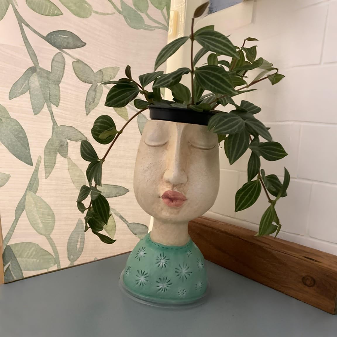 DiliComing Resin Face Planters Pots Head - 8 Inch Indoor and Outdoor Pot with Drainage Hole for Succulents Plants Home Garden Decor Unique Girl Sculpture Plant Pot
