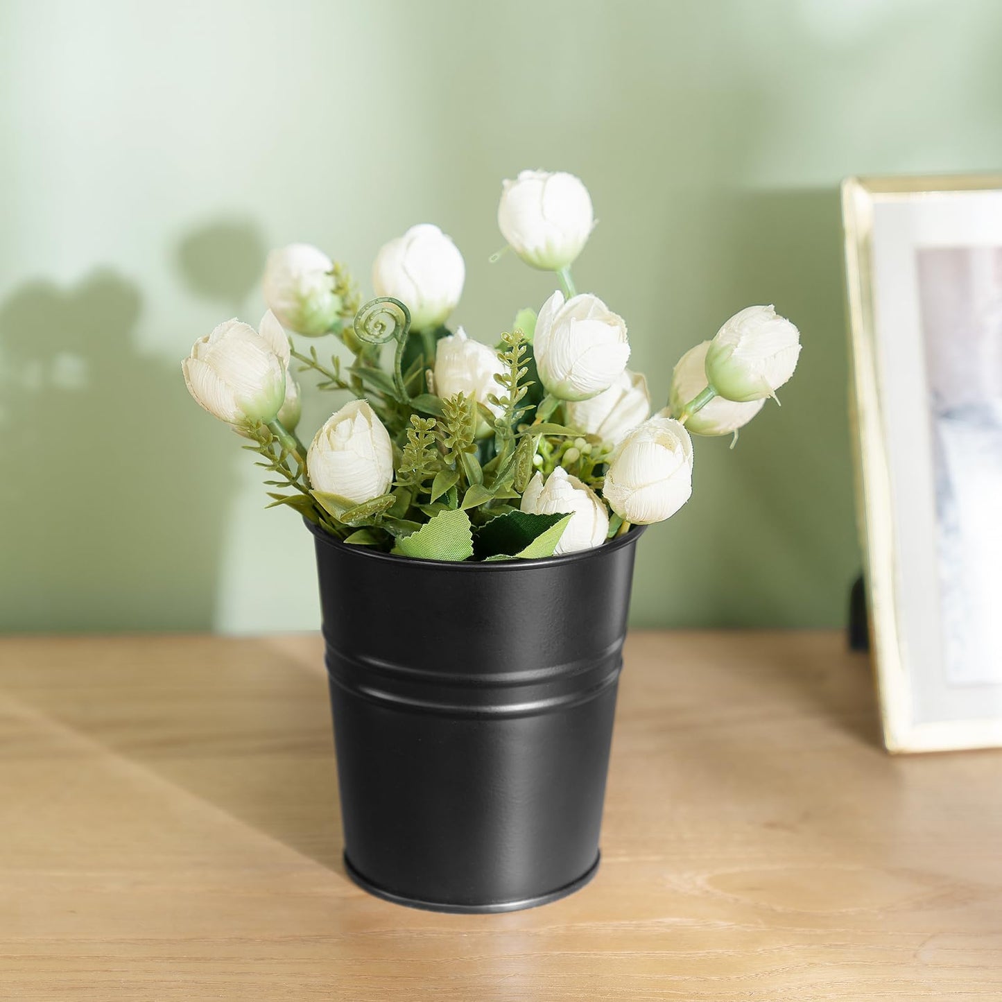 Dahey 10 Pcs 3.8 Inches Small Hanging Flower Pots Metal Iron Bucket Planter for Railing Fence Balcony Garden Home Decoration Flower Holders with Detachable Hooks, Black