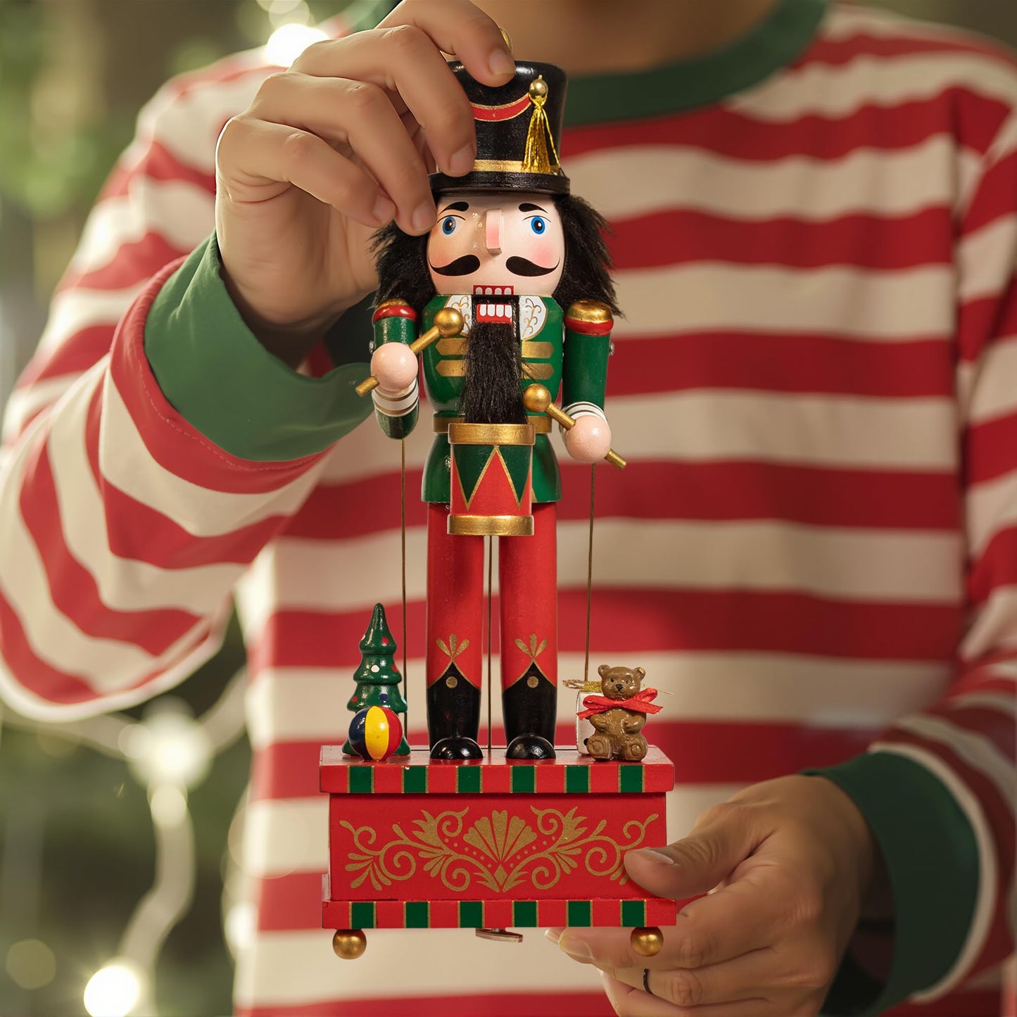 KI Store Christmas Nutcracker Green Music Box Wooden Drummer Soldier Nutcracker Figurine for Christmas Decorations Display Gift Collection