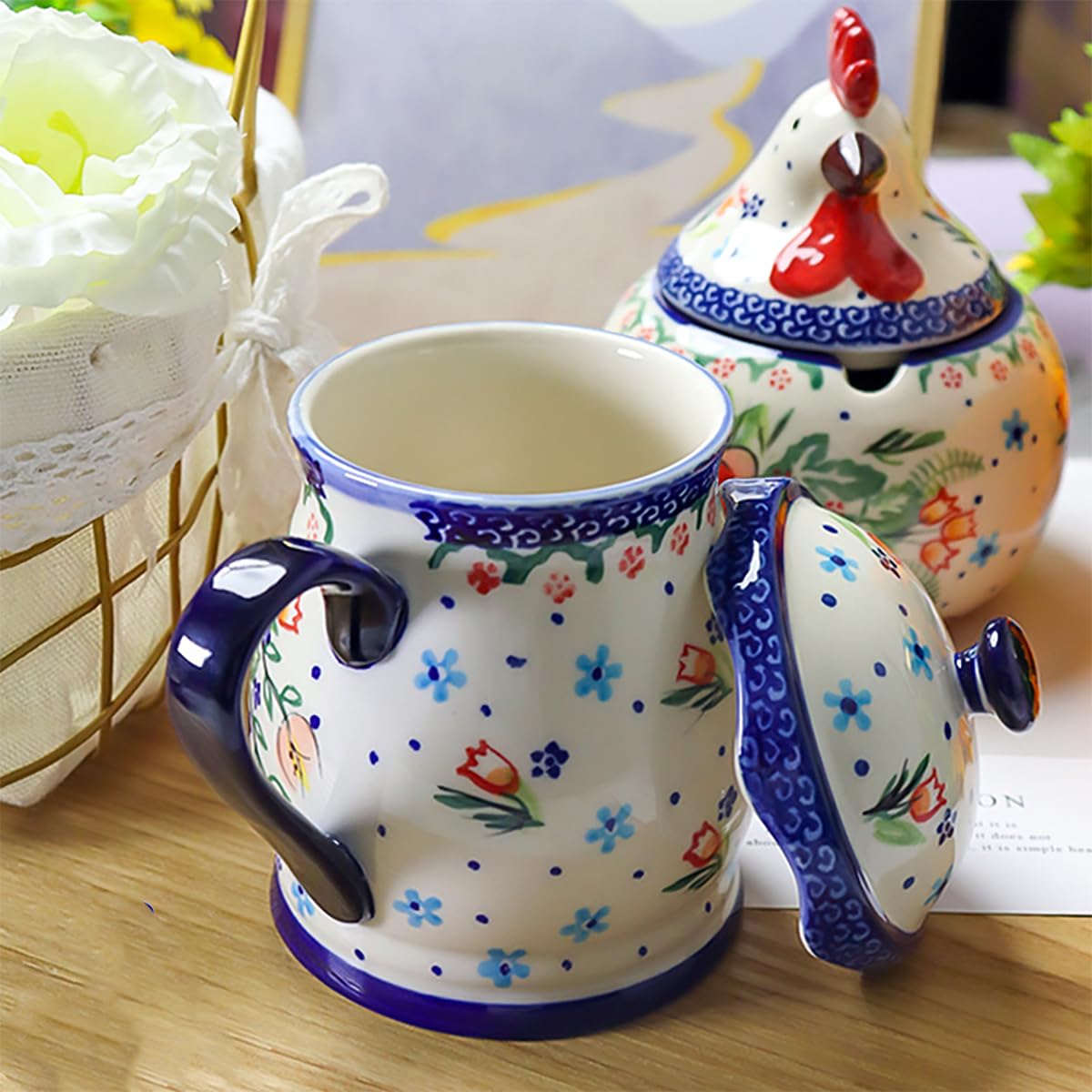 Bicuzat Vintage Flower Pattern Ceramic Sugar Bowl, Rooster Shaped Salt Bowl with Lid, Retro Cock Bowl Condiment Pot for Home and Kitchen, 12 OZ