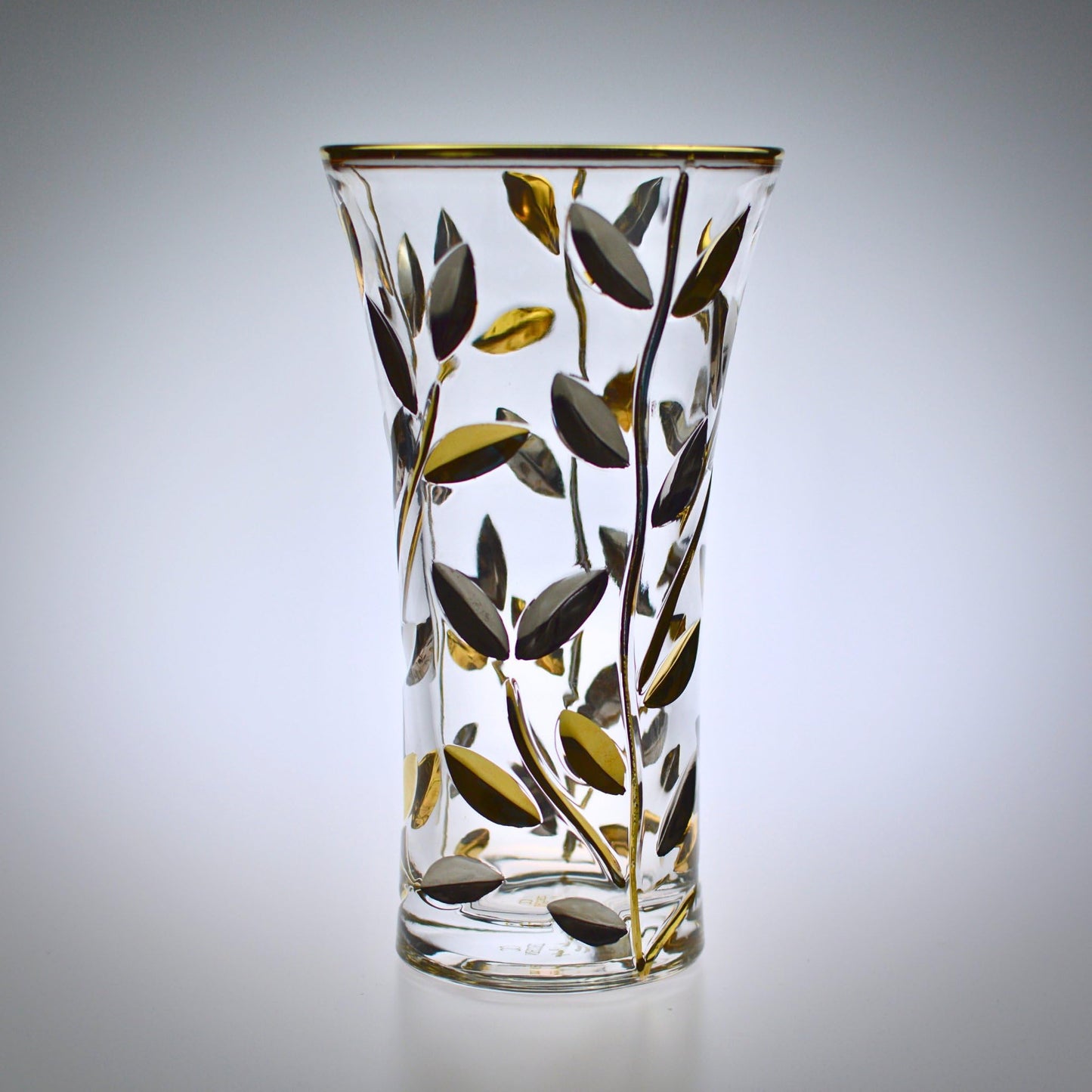 Luxury Italian Glass Vase, 8.5-inch, Silver & Gold, Modern Flower Vase for Centerpieces, Shelf Decor, Perfect Centerpieces for Table Home Decor Accents, Handcrafted, Made in Italy