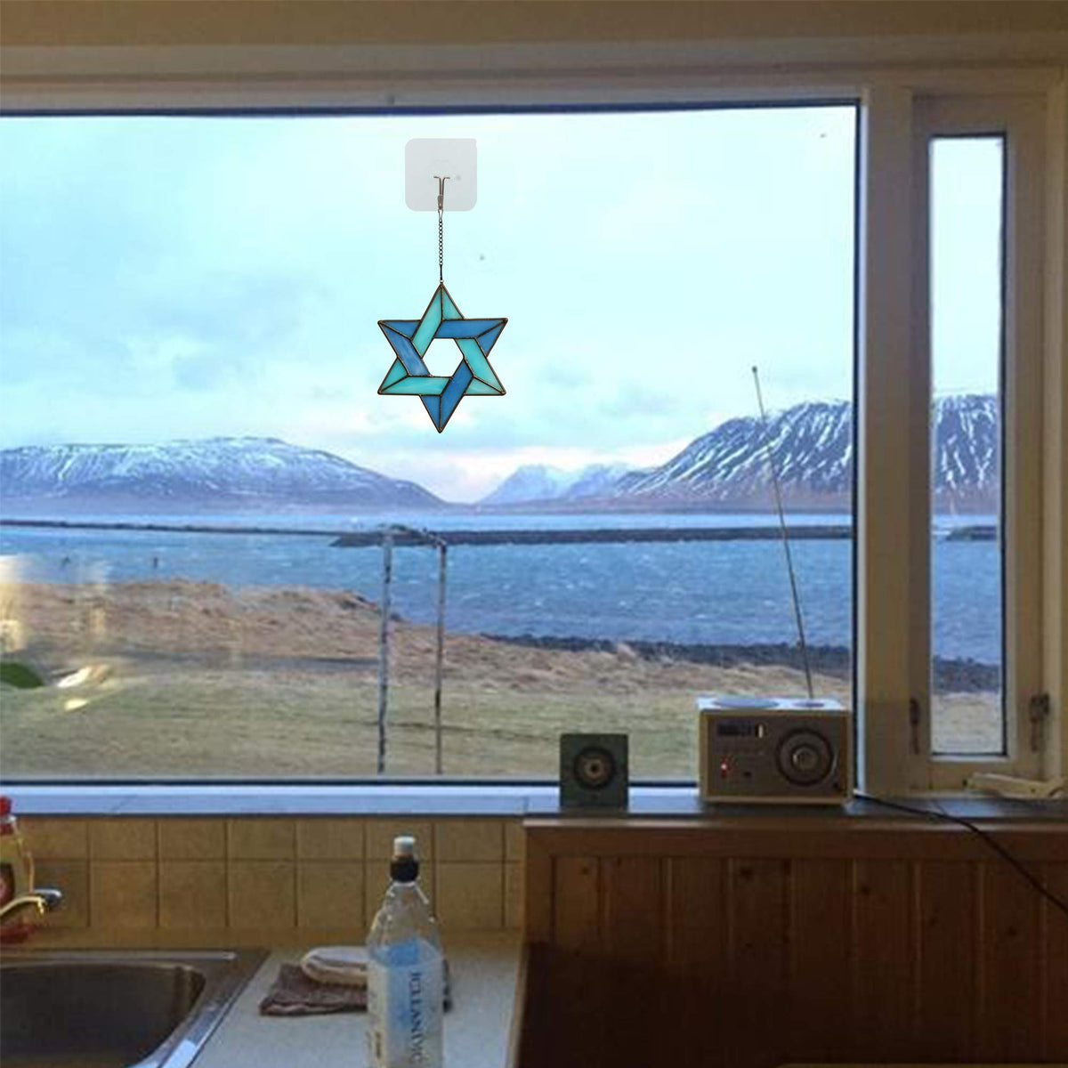 HAOSUM Jewish Star Stained Glass Window Hanging,Star of David Suncatcher for Home Office,Family Guardian Birthday Gifts for Women, Housewarming Gifts