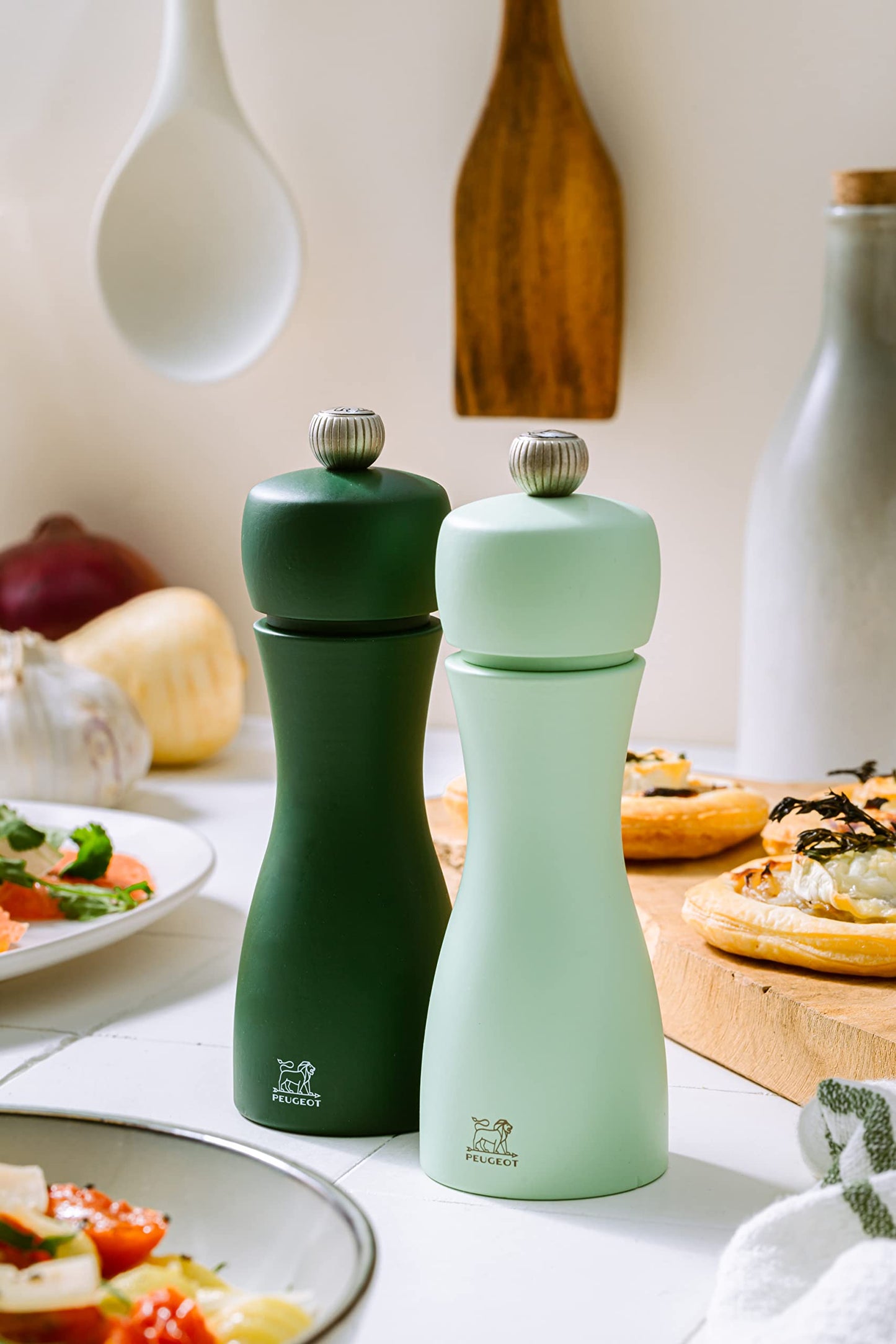 Set of Manual Beech Wood Salt and Pepper Mills in Moss Green & Mint Green, 15cm - 5in