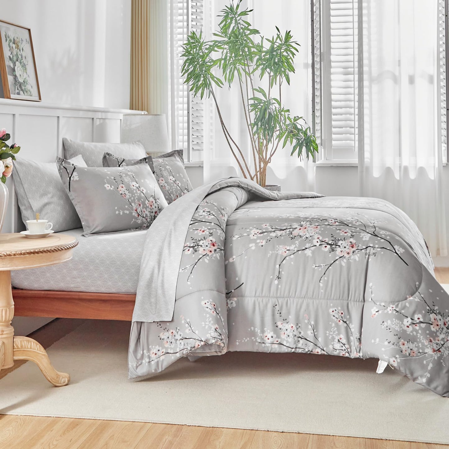 AIKASY Bed in a Bag 7 Pieces King Size - Floral Print - Soft Microfiber, Reversible Bed Comforter Set (1 Comforter, 2 Pillow Shams, 1 Flat Sheet, 1 Fitted Sheet, 2 Pillowcases)(Grey, King)