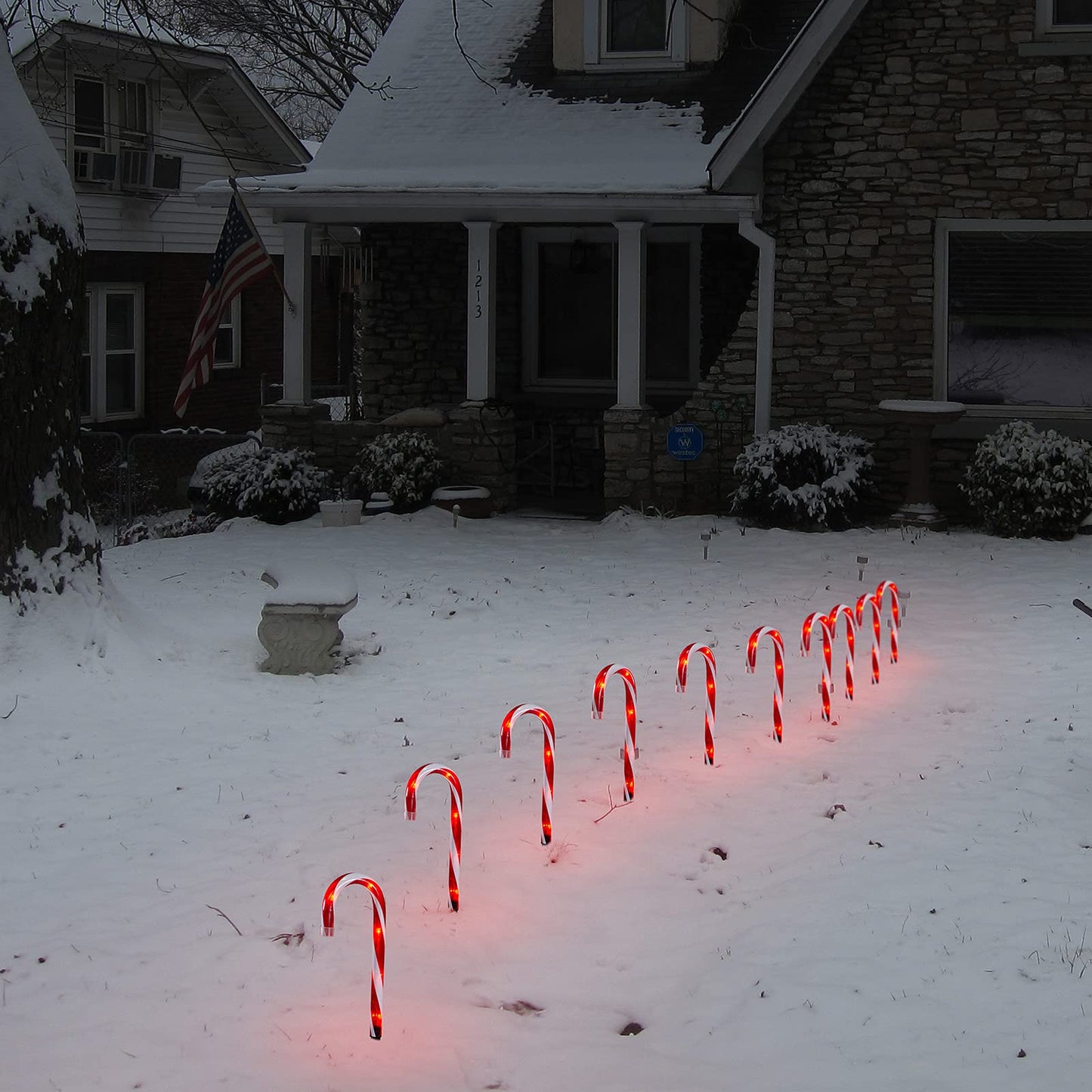 Candy Cane Christmas Lights Outdoor, 10 inch Lighted Candy Cane Yard Lights with Set of 10 Candy Canes Outdoor Walkway Christmas Lights Pathway Lawn Yard Decorations