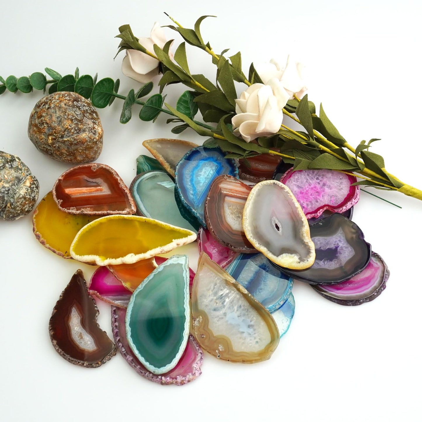 Sisamn 15pcs Blue Polished Agate Slices, Geode Slices Bulk for Light Table, Table Place Cards,Jewelry Making, Crafts, Home Decor, 1.18-2.56 Inches Length (Non-Drilled)