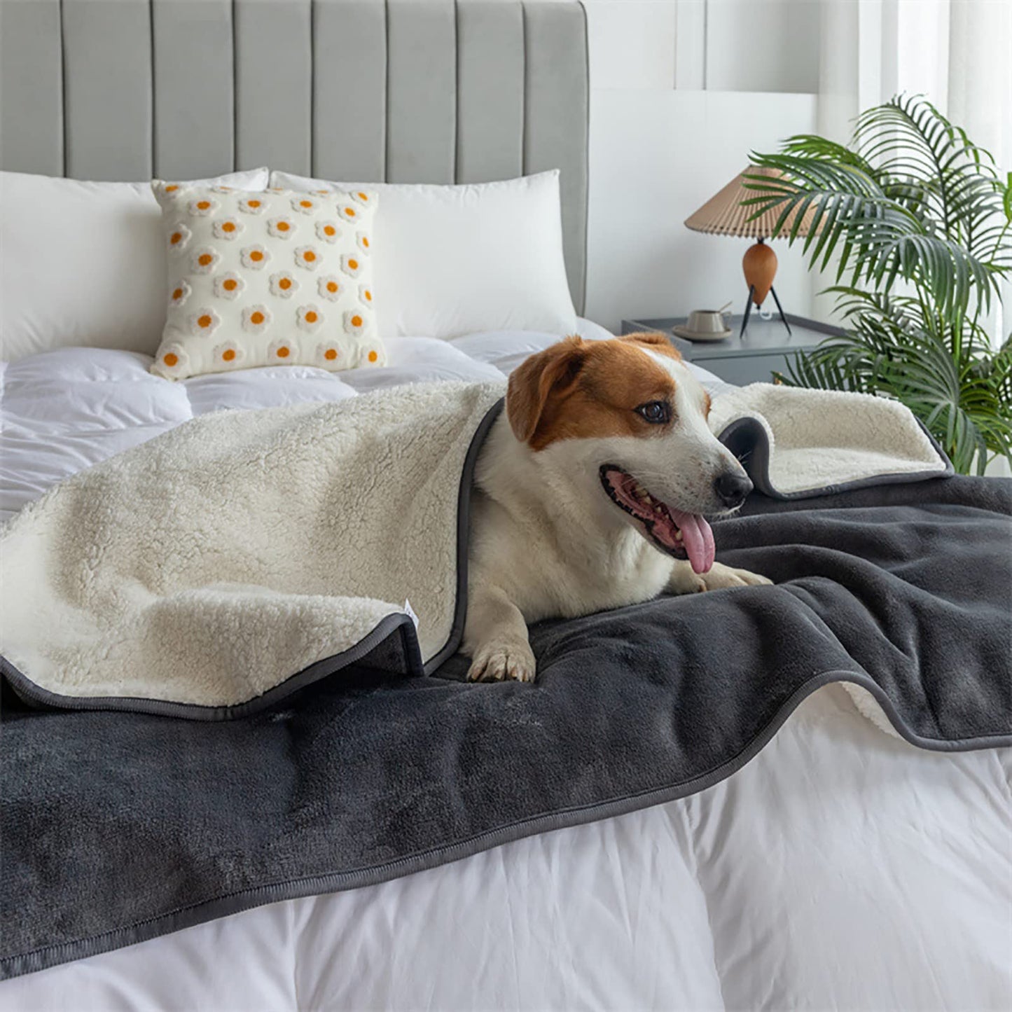 PFIMIGH Waterproof Dog Blanket, 3-layer Flannel and Sherpa Pet Throw, Reversible Protector Cover for Bed Couch Sofa, Grey, 127x152cm