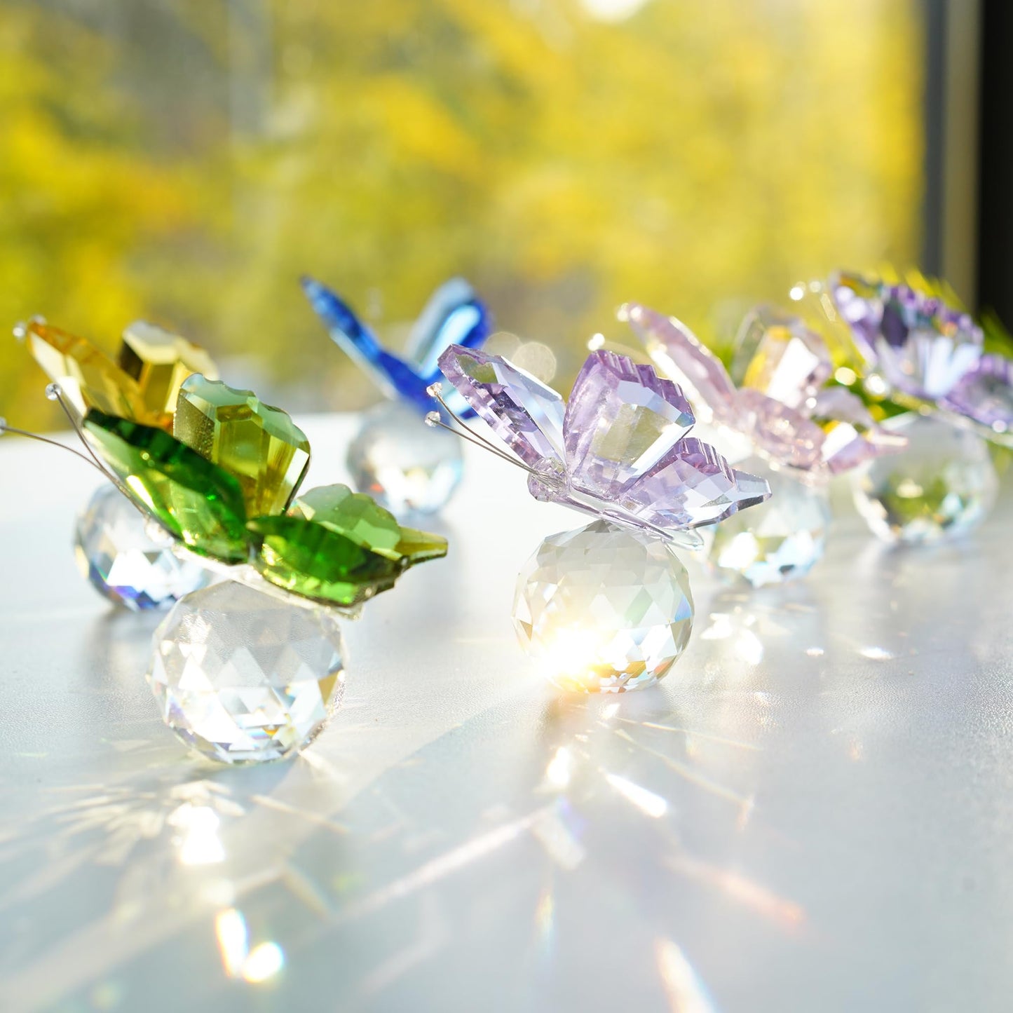 kanpura 2 Pcs Crystal Butterfly Figurines with Glass Ball Base,Glass Butterfly Statues, Crystal Animal Figurines for Home Christmas Decor(Purple)