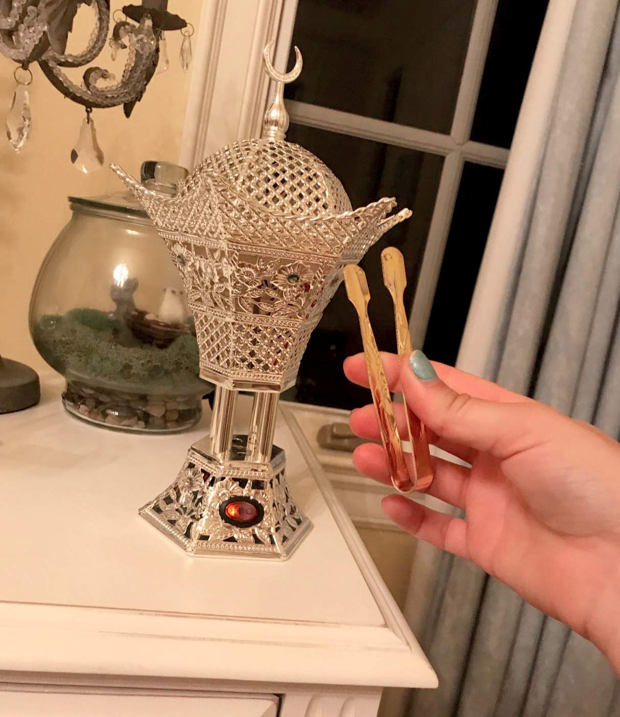 AM Regulator Electric Incense Burner – Adjustable Temperature and Timer Oud Burner for Bakhoor, Frankincense, Resin and Essential Oils - Safe Aromatherapy Burner for Home and Office (Silver)