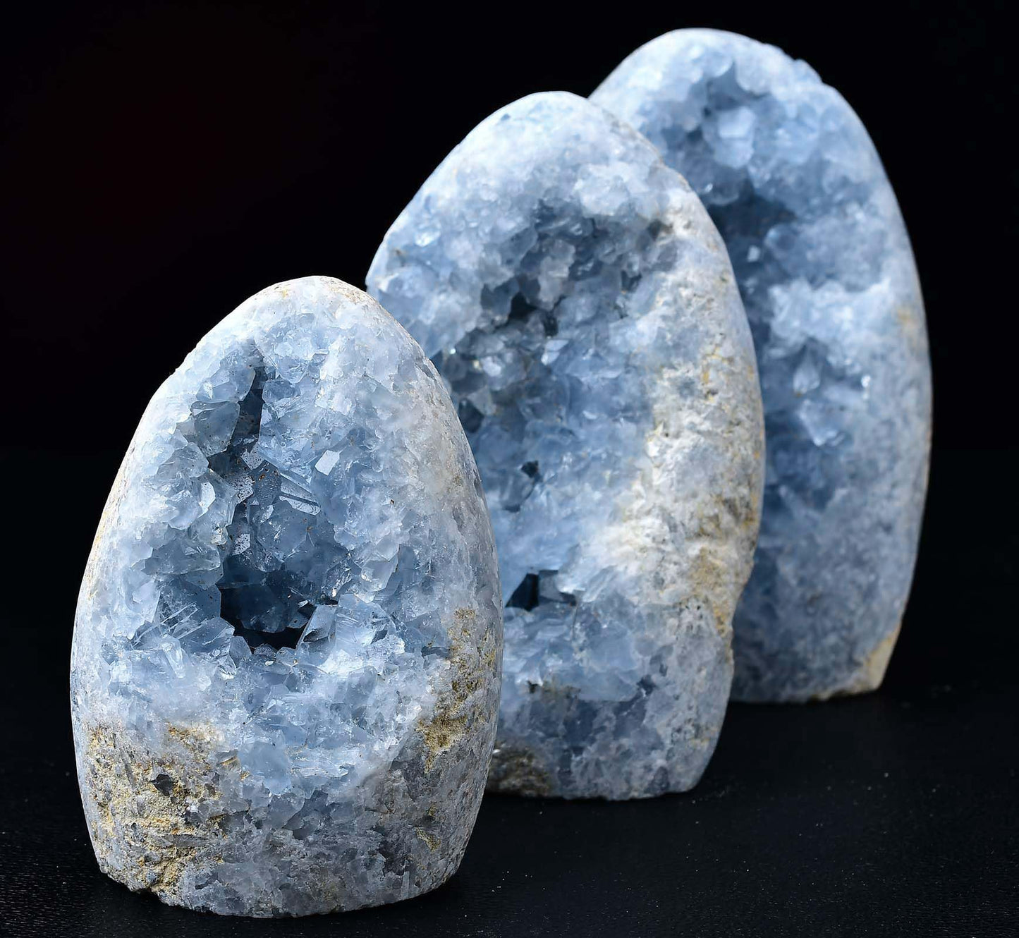 FZBHRO Large Blue Celestite Cluster Geode Healing Crystal Stone Collection Mineral Specimen Home Office Decor Meditation Gifts 1.7-2.2 Pound