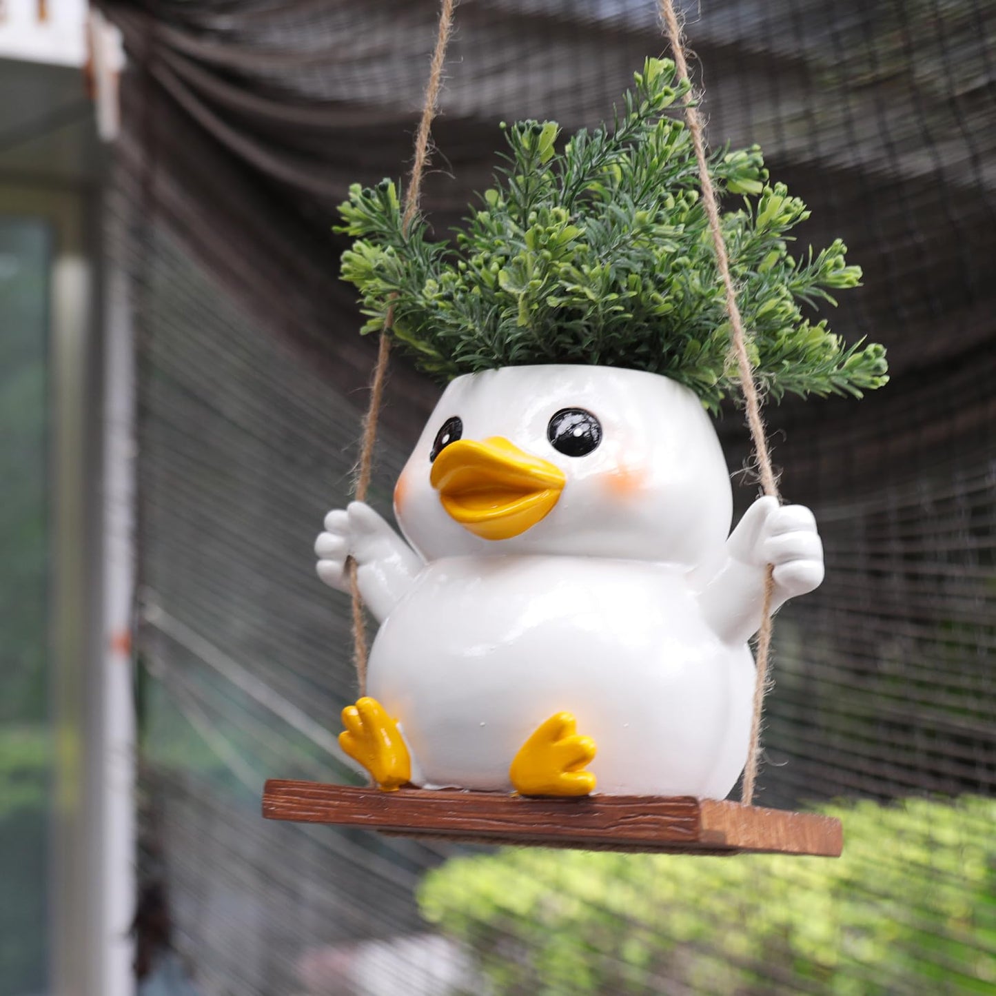 UMESONG Cute Swing Duck Hanging Planters for Indoor Plants Small Succulent Pots with Drainage Hole Unique Resin Outdoor Plant for String of Pearls Gift Ideas for Mother Day Christmas