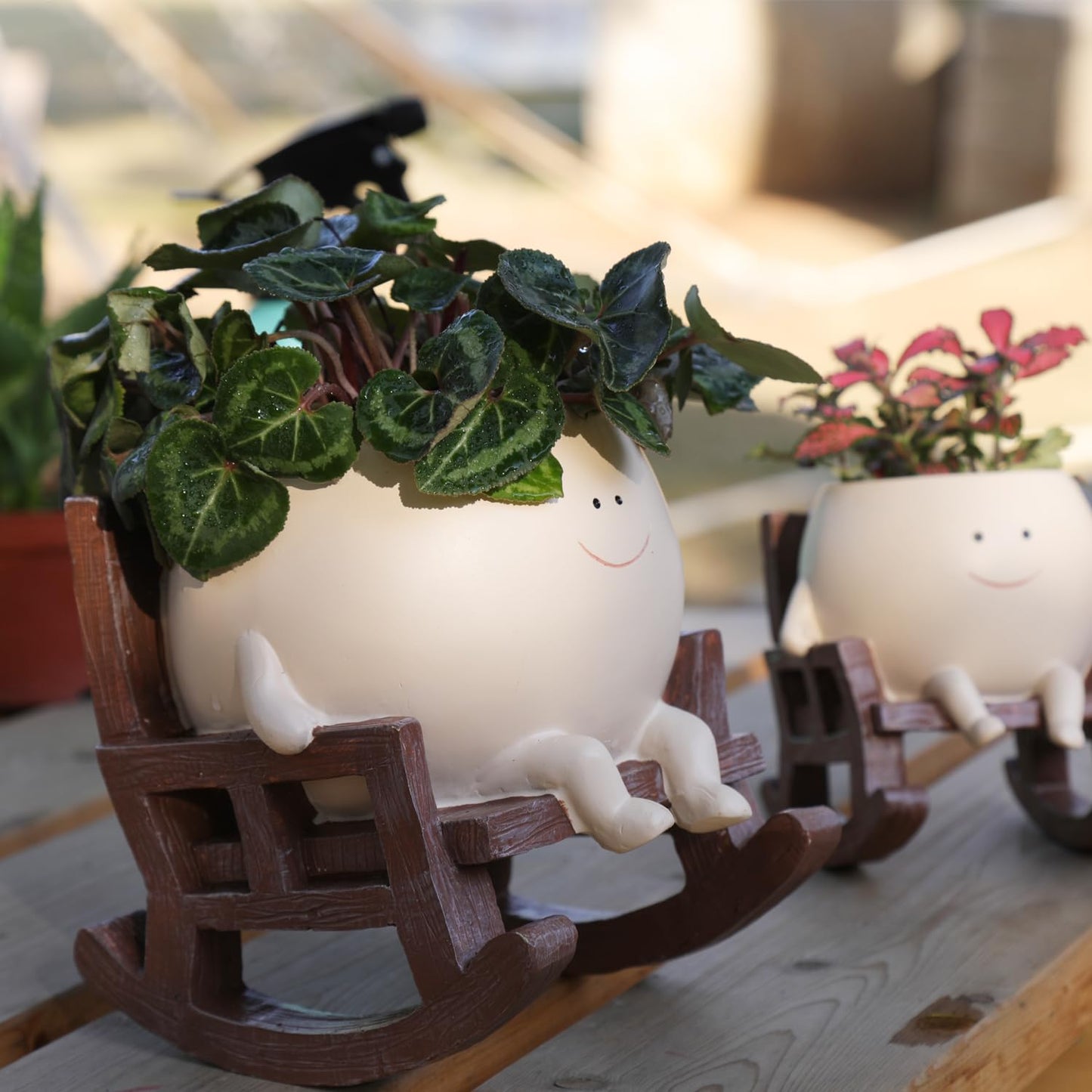 UMESONG Smily Face Planter Pot Cute Resin Flower Head Planters for Indoor Outdoor Plants Unique Sitting Rocking Chairs Succulent Pots for String of Pearls Plant Live Gift Ideals with Drainage Hole