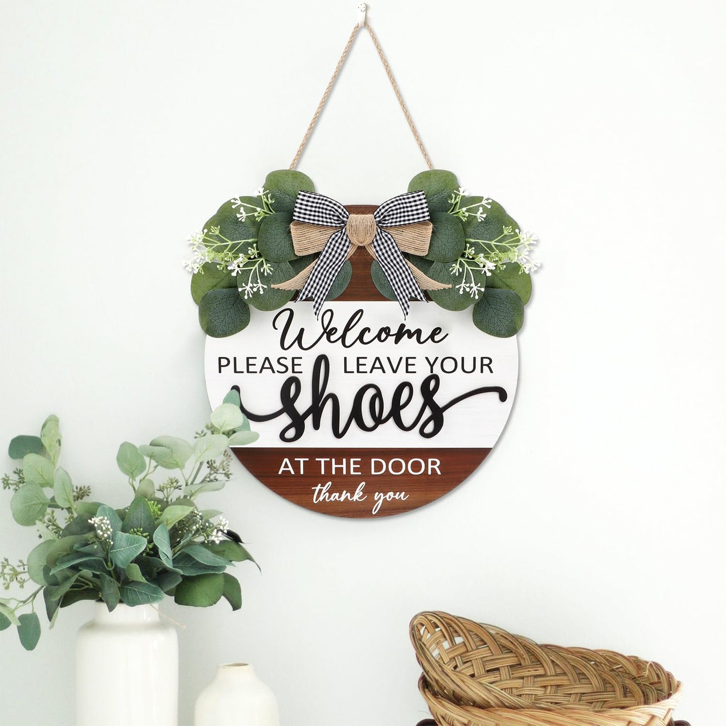 TOARTi 3D Welcome Wreath Bow-Knot Front Door Wood Sign Hanging, Please Leave Your Shoes Funny Sign Round Plaque, Shoes Off No Shoes Sign for Home Porch Entrance Decoration