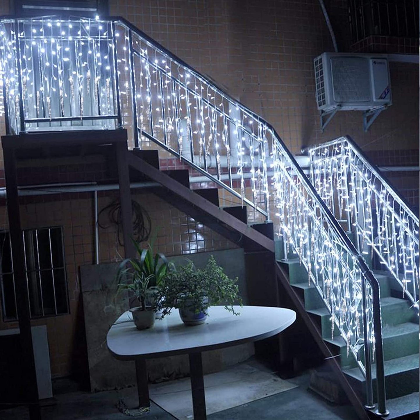 Icicle Christmas Lights, 29.5ft 360 LED Connectable Icicle String Lights with 60 Drops, Window Curtain Fairy Light with 8 Modes, Christmas Fairy Twinkle Light for Garden Eaves Xmas Decorations (White)