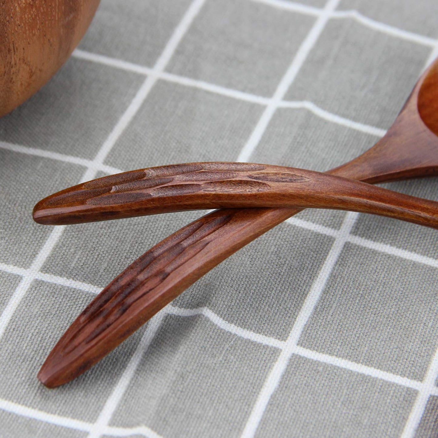 IQCWOOD Wooden Soup Spoons, Magic Wooden Spoons for Eating, 6 Pieces 6.8 inch Asian Soup Spoon for Salad Desserts, Coffee, Snacks, Cereal, and Fruit