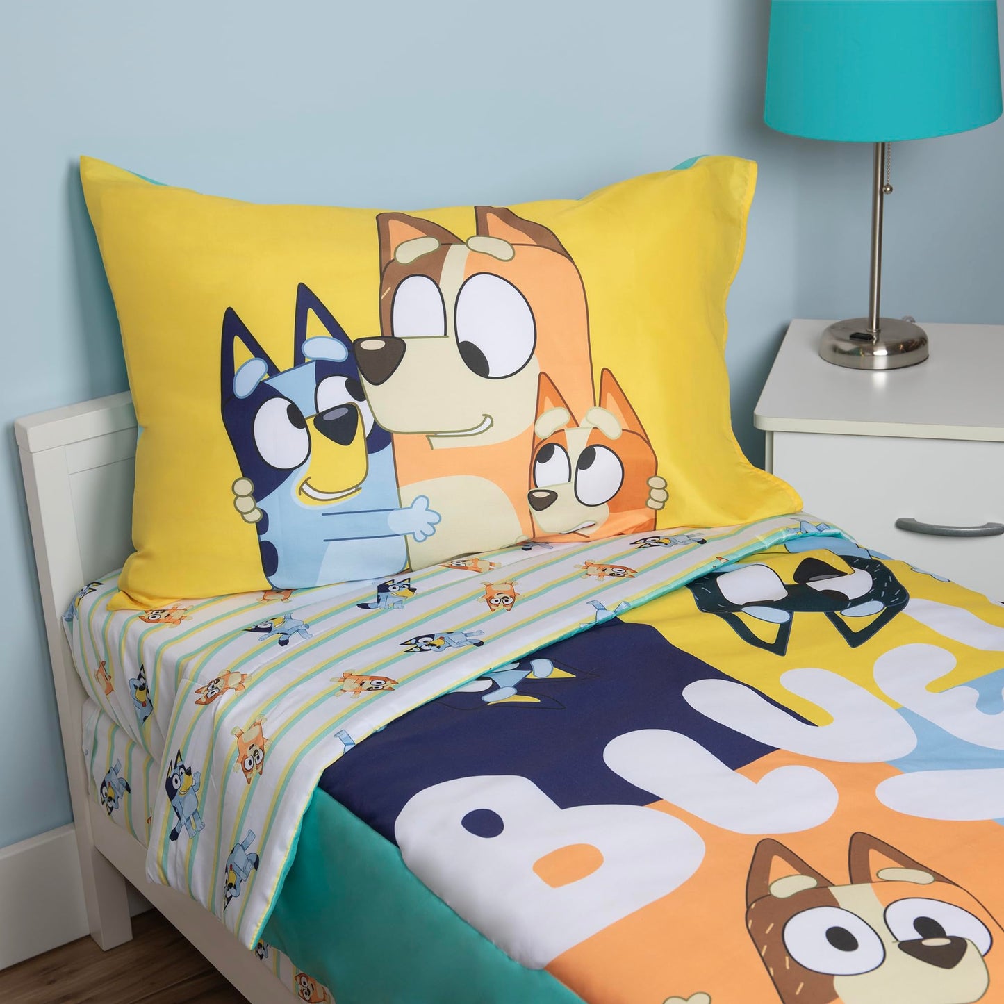 Bluey 4 Piece Toddler Bedding Set – Includes Comforter, Sheet Set – Fitted Top Sheet Reversible Pillowcase for Boys or Girls Bed, Blue