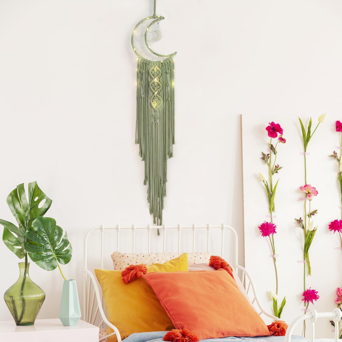 Macrame Moon Dream Catcher for Girl, Green Boho Crescent Dreamcatcher for Bedroom Adult, Handmade Nursery Room Wall Hanging with Star Pendant for Teen, Bohemian Home Decoration Idea