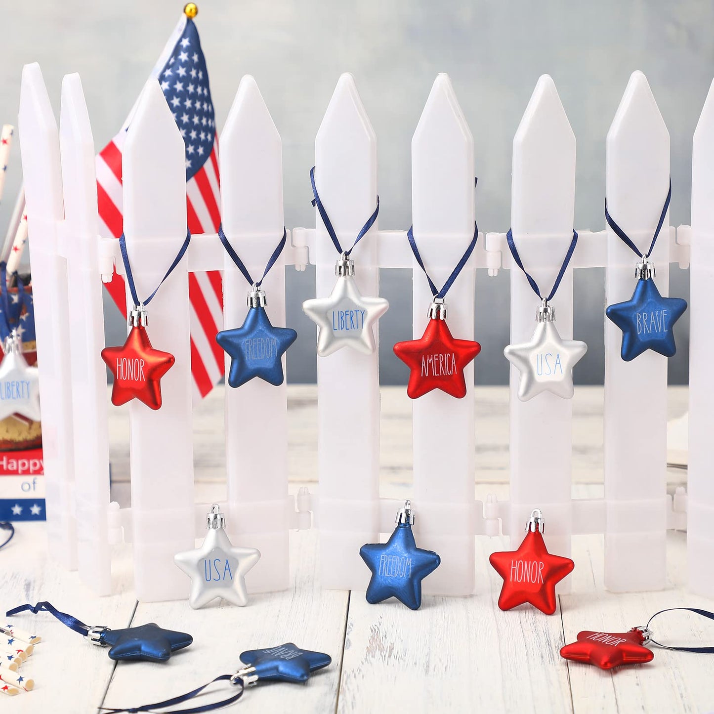 Honoson 48 Pcs 4th of July Hanging Ornaments Patriotic Star Tree Decorations Star Memorial Day Hanging Ornament Red Blue White 250th Anniversary Mini Decorations for Tree (Red,Navy Blue,Silver)