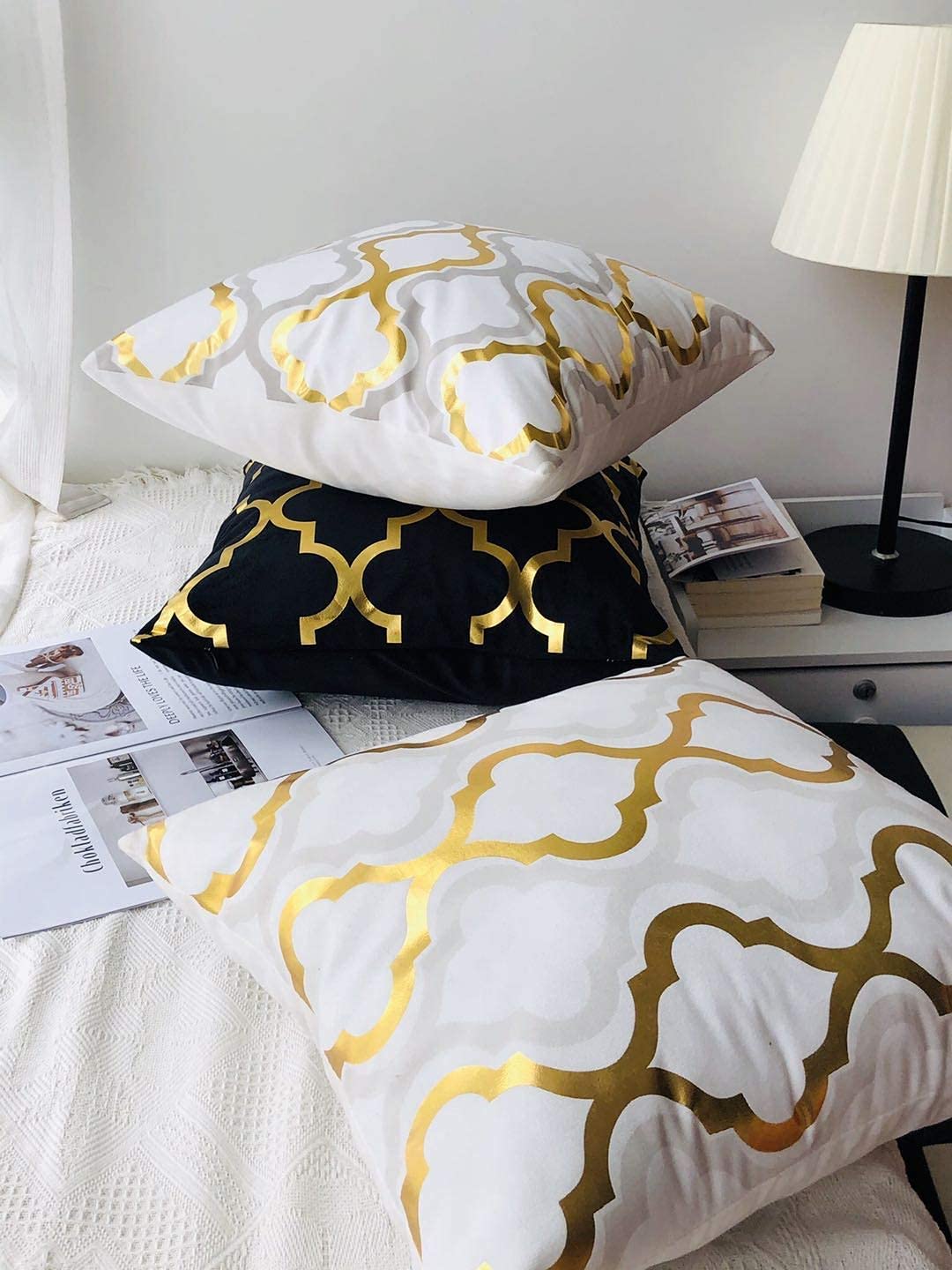 ZLINA Home Decorative Set of 4 Throw Pillow Covers Gold Foil Pillow Covers 18 ×18 Inch Geometric Square Cushion Covers Decor Couch Sofa Bedroom(White and Gold )