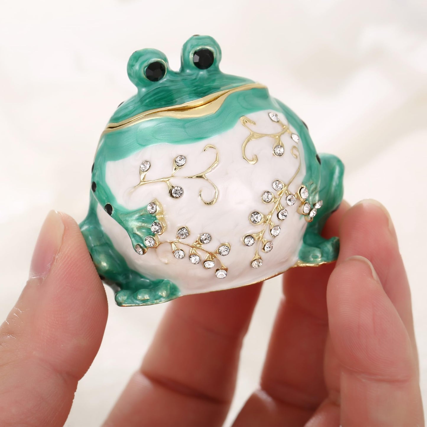 Vie jeune Hand Painted Enamel Frog Trinket Box, Hinged Jewelry Box Unique Mini Ring Necklace Jewelry Organizer, Classical Bejeweled Storage, Figurine Collectible Keepsake Home Decor (Frog-2)