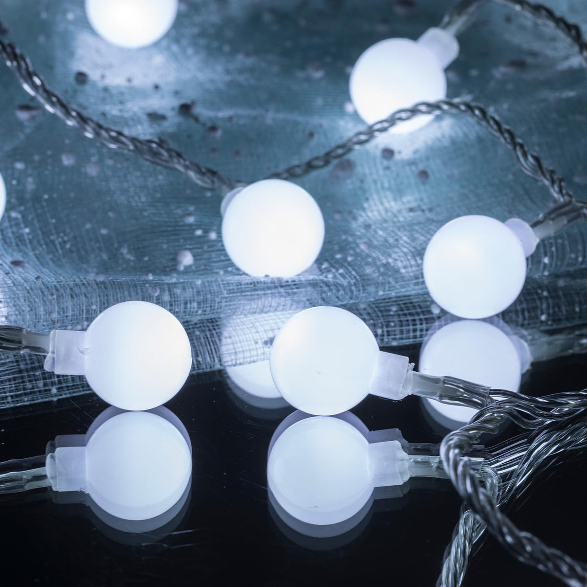 Ogrmar 49 ft 100 LED Globe Ball String Lights 8 Modes Fairy String Lights with Remote, Timer Function & Connectable for Indoor Outdoor Wedding Birthday Christmas Tree Garden Decor (100, White)