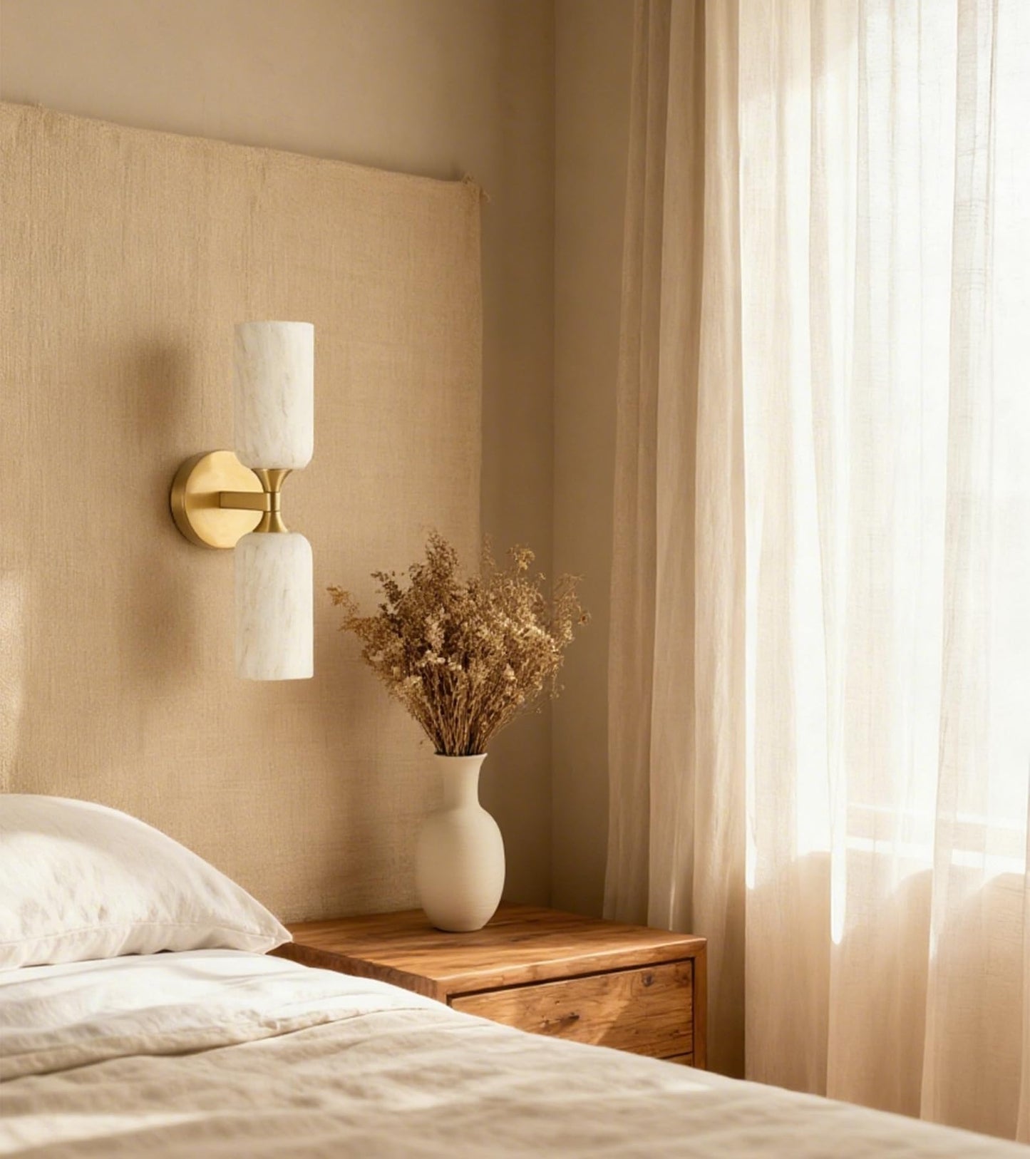 YMDHFS Natural Alabaster Wall Sconce Light Marble Wall Light Bathroom Vanity Sconce Mid Century Stone Wall Mount Light Gold Wall Light Fixture for Bedroom Living Room Kitchen Cafe Stairs