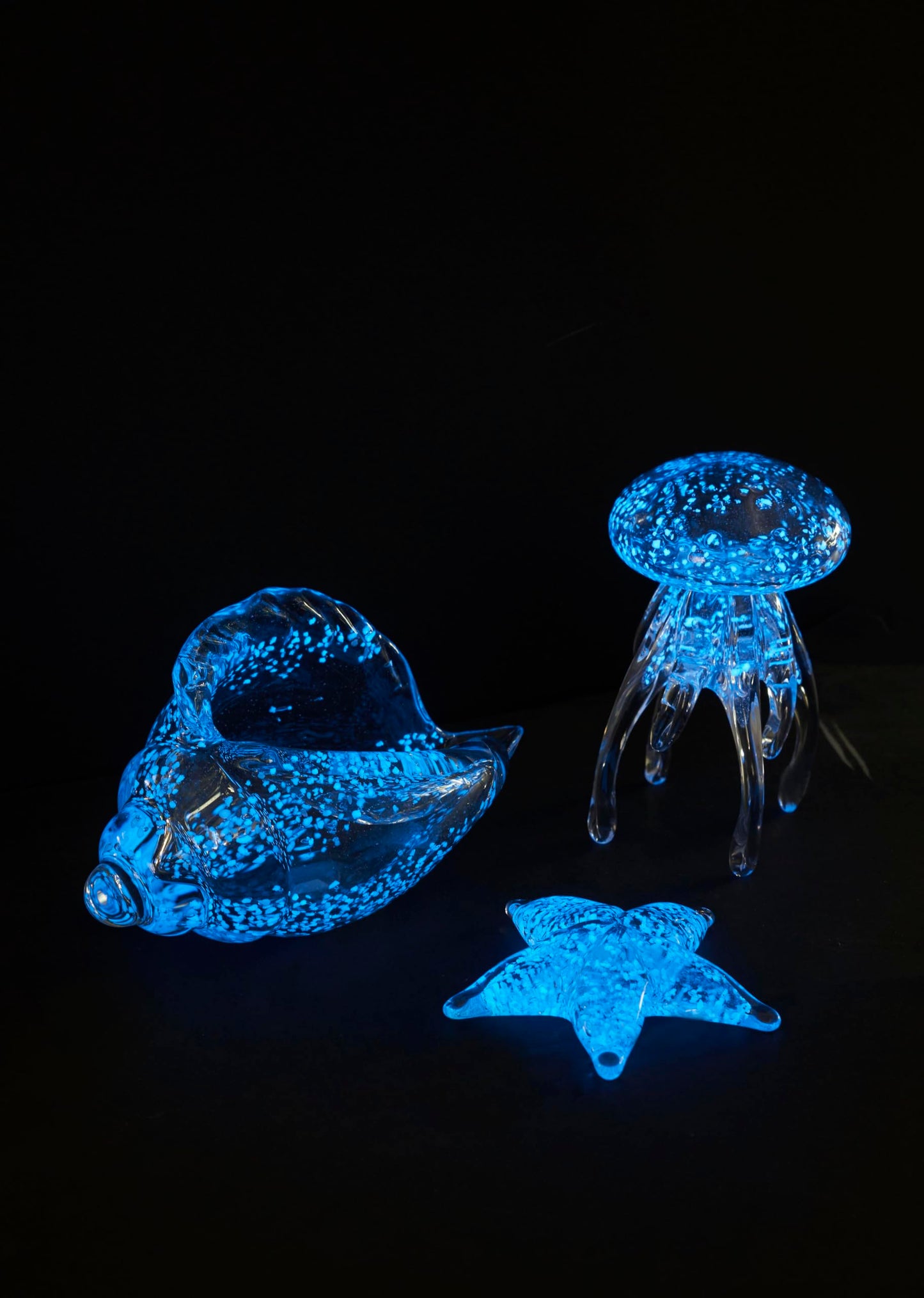 Beachcombers Large Luminous Glass Fish Figurine, 6.75-Inch, Clear