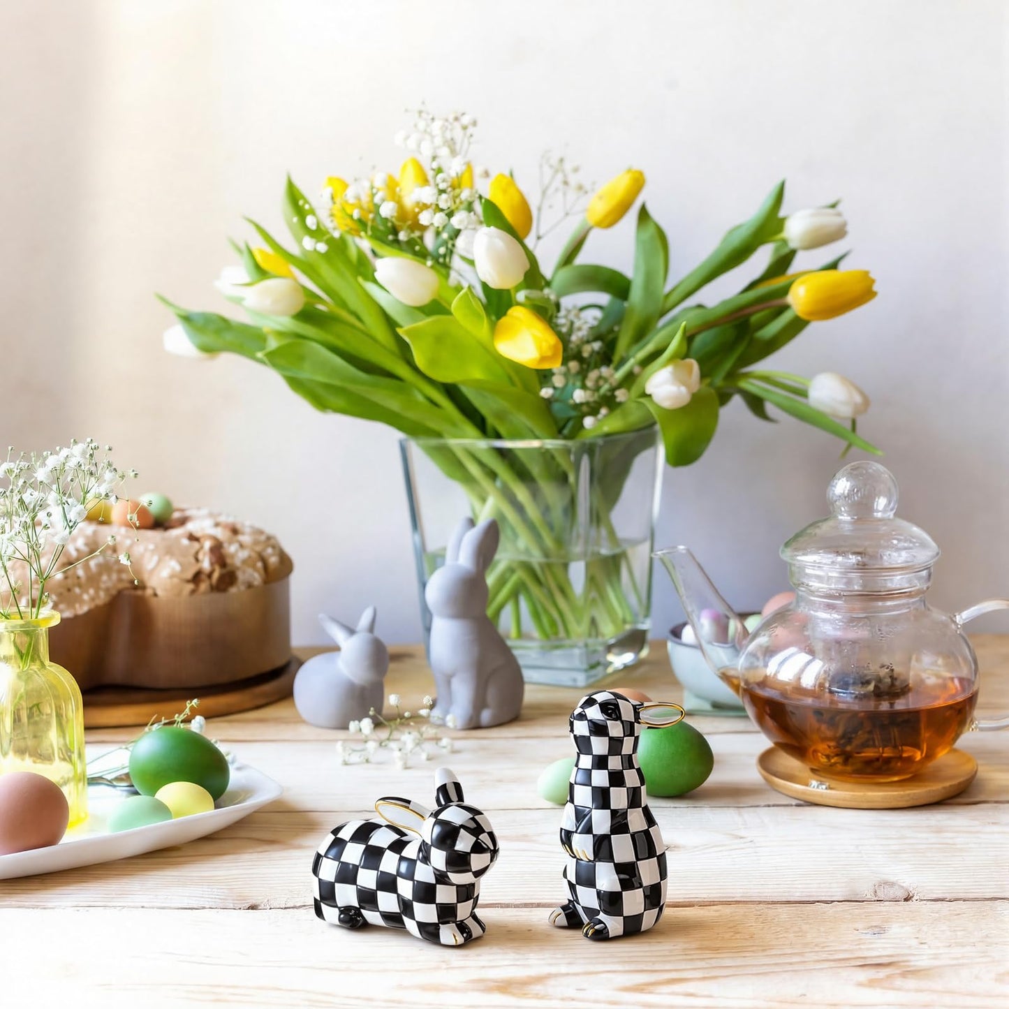 Weysat 2 Pcs Bunny Salt and Pepper Shaker Set Easter Fine Ceramic Bunny Salt and Pepper Holders Cute Black and White Rabbit Gifts for Easter Home Kitchen Item Table Decoration 3.75 H