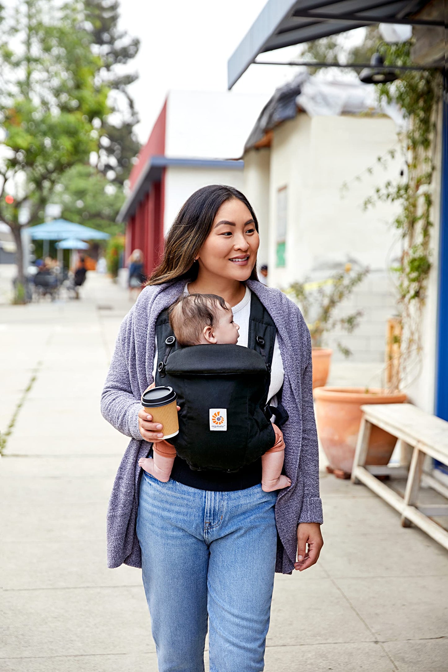 Ergobaby Adapt Carrier for Newborns, from Birth, 3 Positions, SoftTouch Cotton, Ergonomic Baby Front-Inward and Back Carry Position, Onyx Black