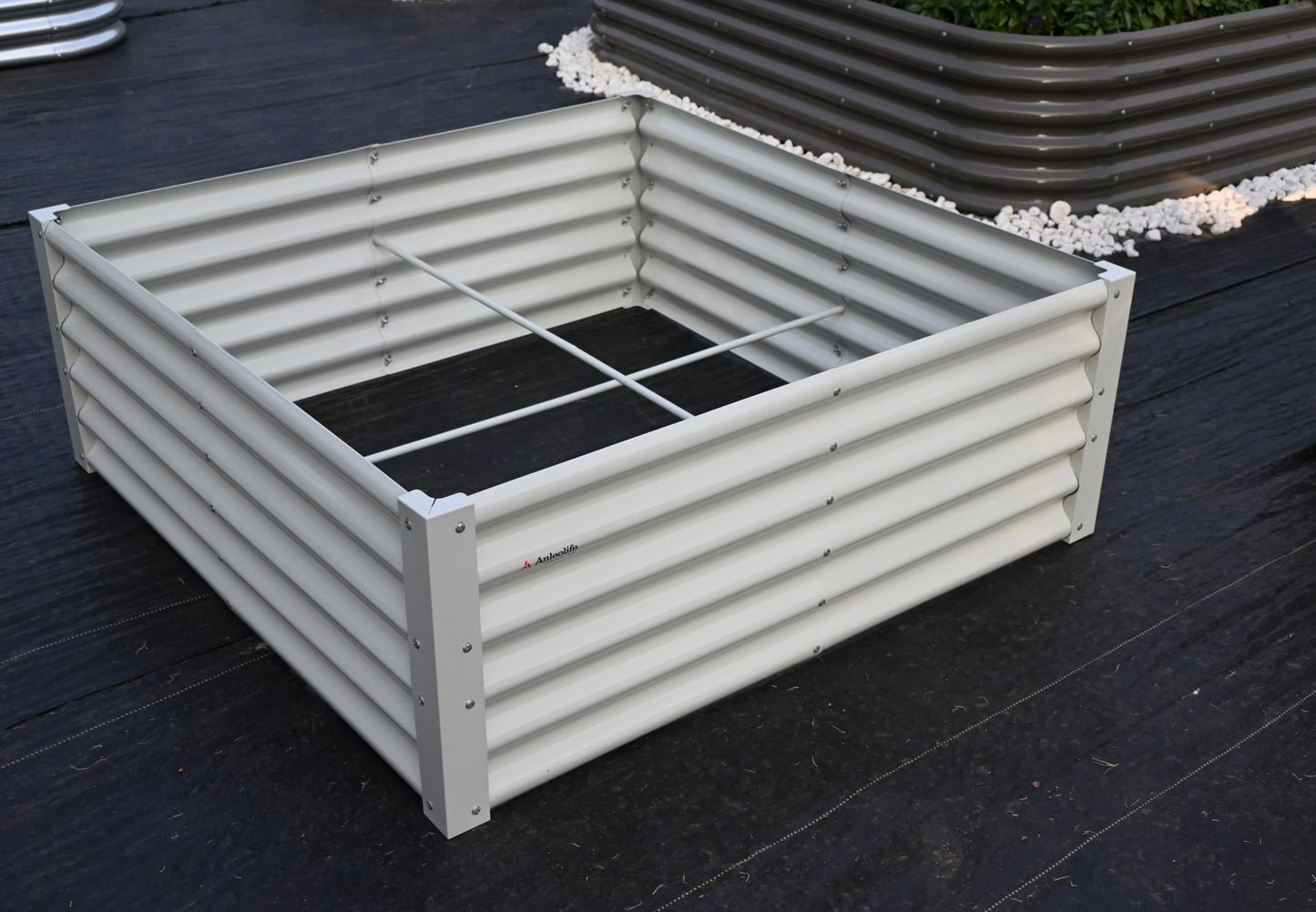 A ANLEOLIFE Set of 12 18 Inch Tall Raised Garden Beds Kit, L-Shaped, Square & Rectangular Metal Planters for Flexible Backyard Layouts, Antique White