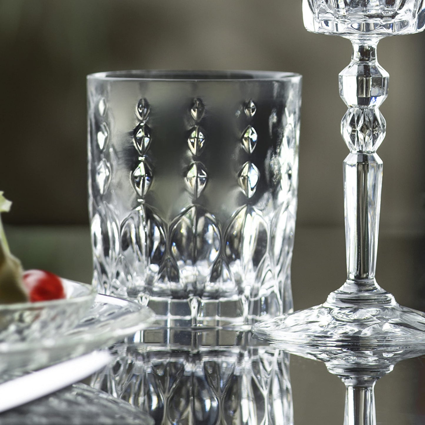 Lorren Home Trends Marilyn Set of 6 DOF
