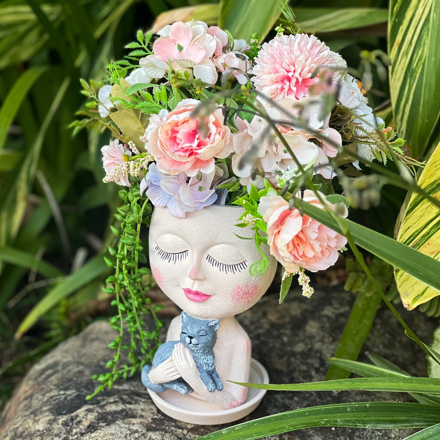ASDFG Face Plant Pots Head Planters - Face Flower Pot Head Planter with Cat, Succulent Pots with Drainage Hole, Resin Lady Planter for Indoor Outdoor, Home Decor, Mother's Day/Women Gifts