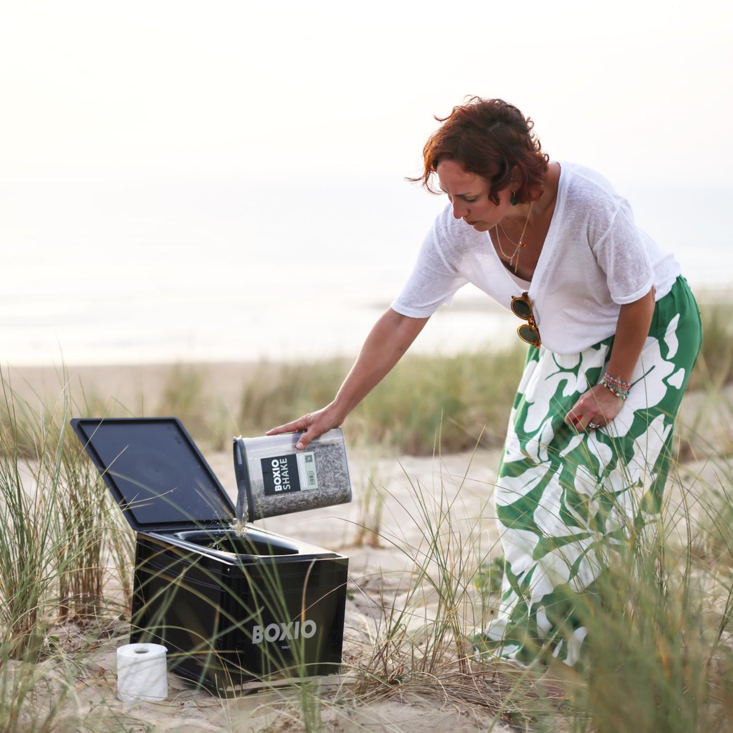 BOXIO TOILET PLUS: Starter-Set - Portable solution for car trips, boats, hunting or outdoor adventures. Europe's most-selling composting toilet. Compact size: 15.75" x 11.8" x 11"