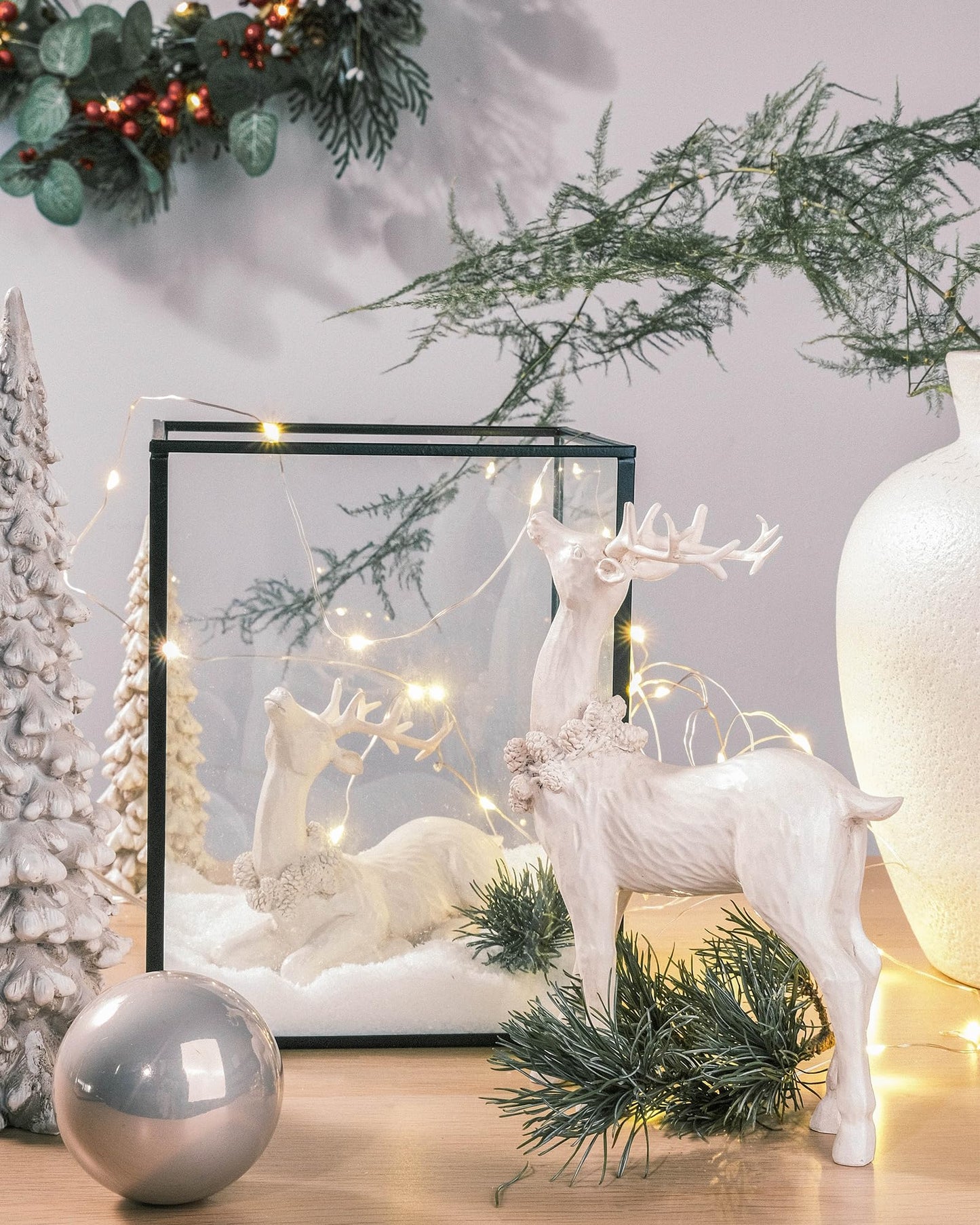 DN DECONATION 2pcs White Christmas Reindeer Statue, Indoor Reindeer Decor, Tabletop Resin Deer Figurine