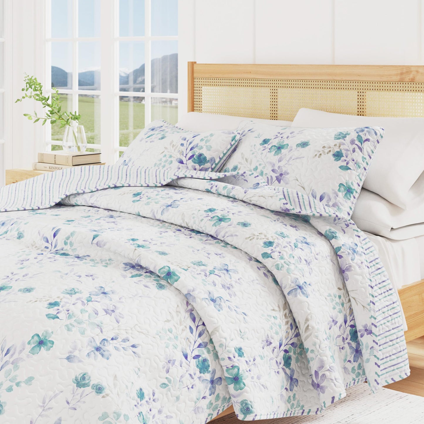 Great Bay Home Floral Quilt Set - 3-Piece King/California King Size Spring Bedding Set - Lightweight, All-Season, Reversible Bedspread (Bouquet)