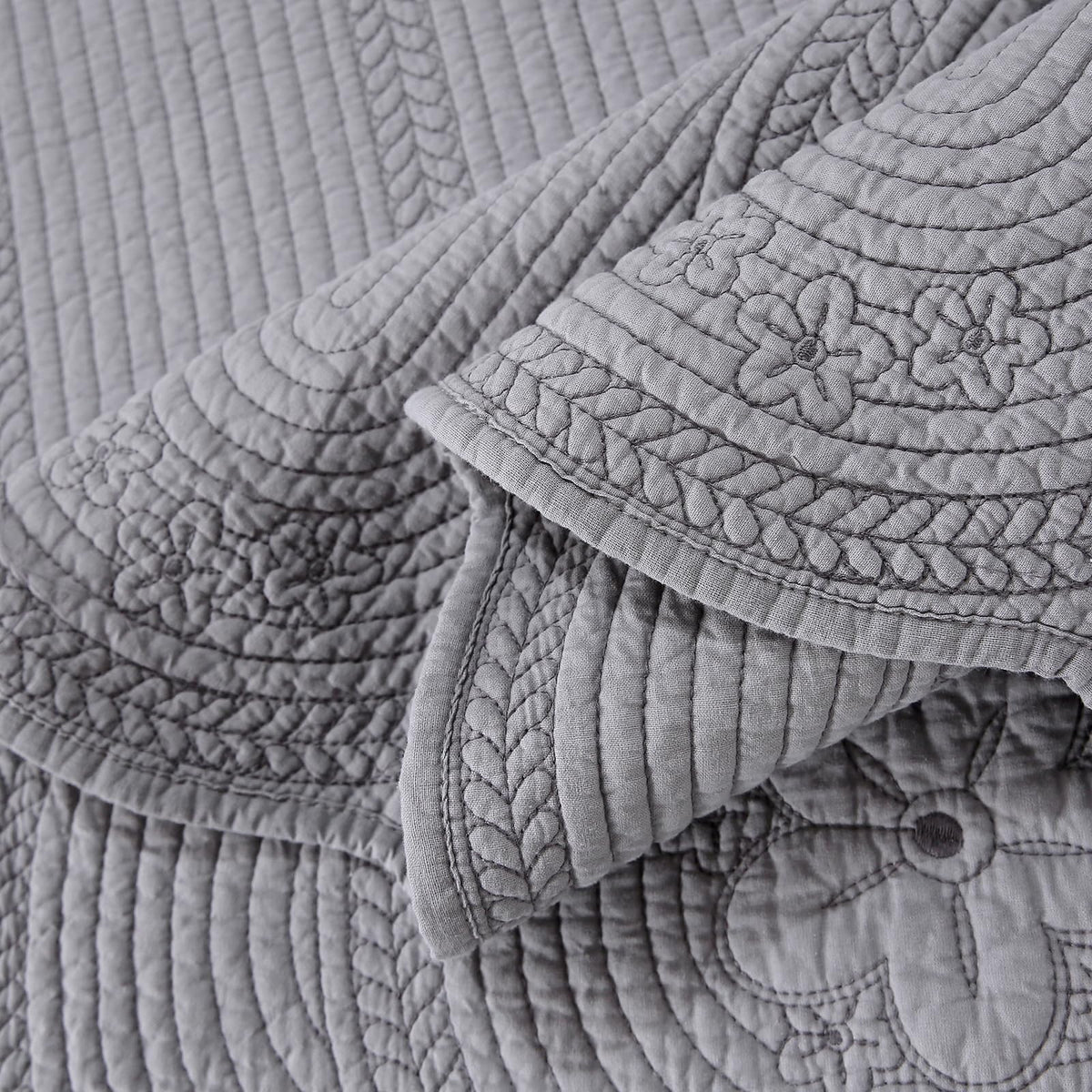 ROOMLIFE Quilt Set Queen Size 3D Floral Embroidery Pattern 3-Piece Cotton Reversible Quilted Embroidered Decorative Bedspreads Coverlet Bedding Set, Lightweight &Soft, All Season(90" X 98") Grey