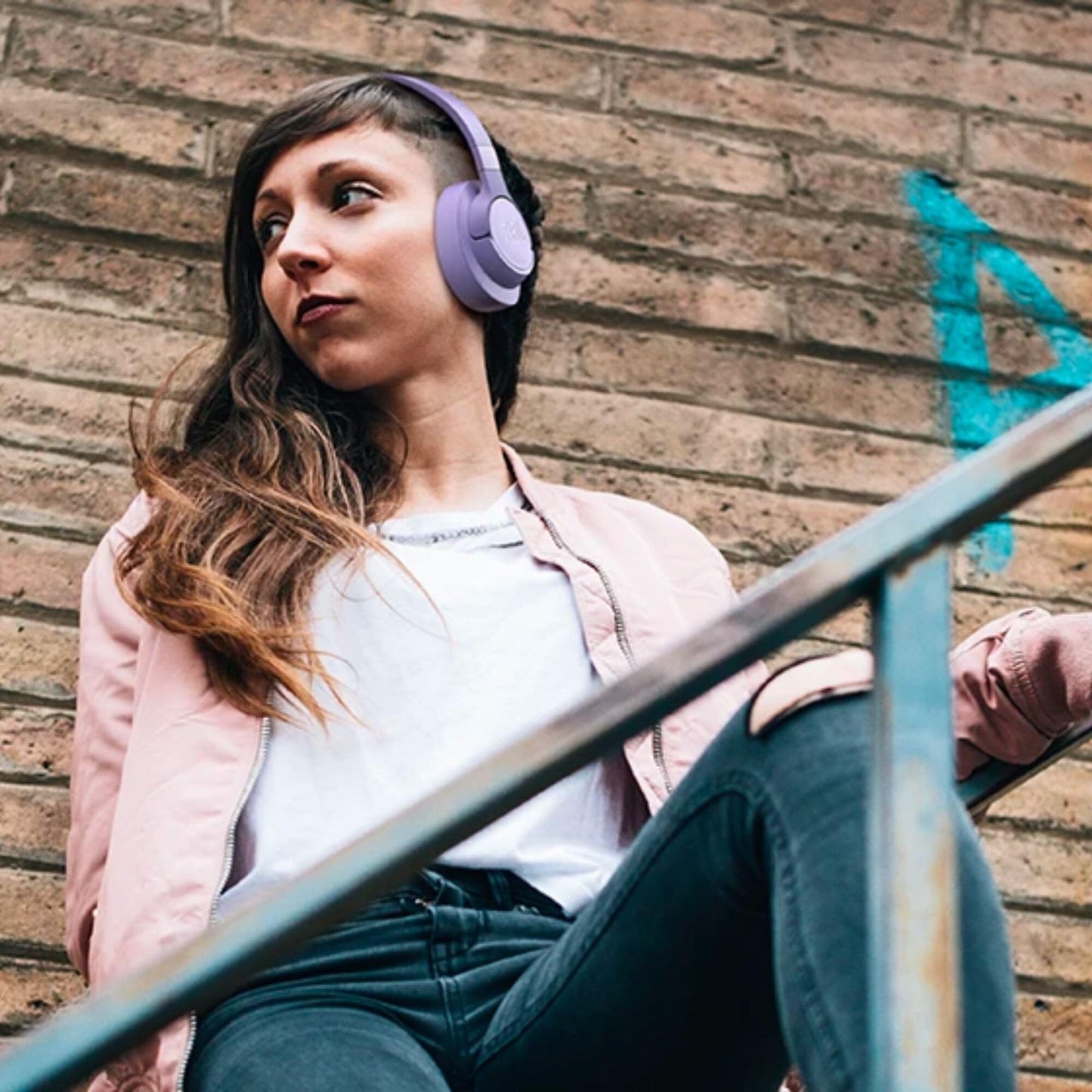 JBL Tune 720BT - Wireless Over-Ear Headphones with JBL Pure Bass Sound, Bluetooth 5.3, Up to 76H Battery Life and Speed Charge, Lightweight, Comfortable and Foldable Design (Purple)