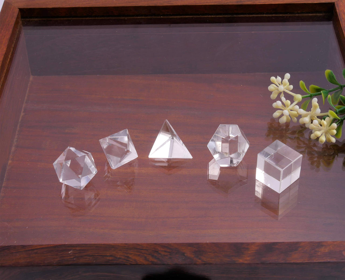 Crocon Clear Quartz 5 Pcs Platonic Sacred Stones Geometry Set for Chakra Stone Balancing Reiki Healing Spiritual Good Luck Home Office Decor Size: 15-20 mm