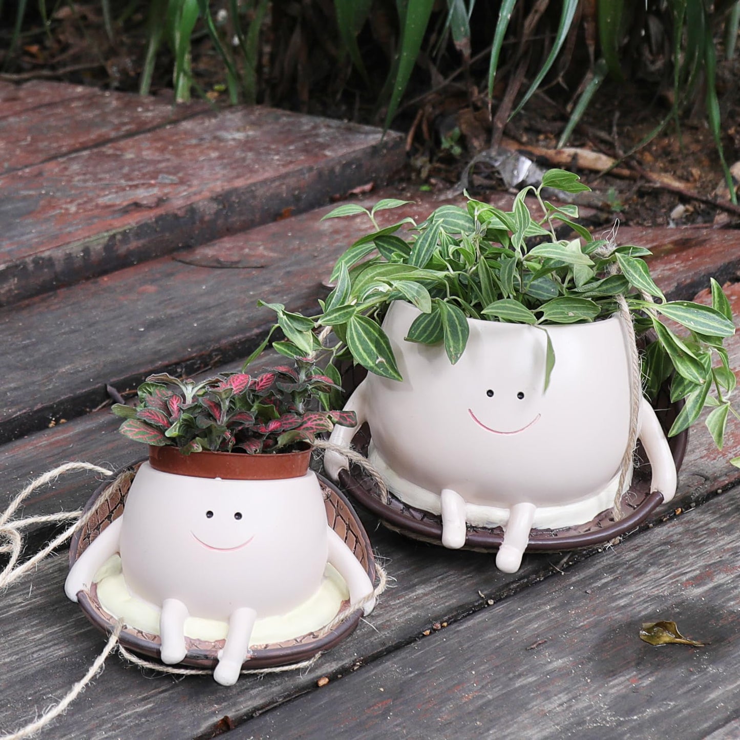 Pricetail Swing Chair Planter Hanging Plant Pots for Indoor Outdoor Plants, Cute Smiley Face Flower Pots Funny Swinging Planters Succulent Plants Live Gift Idea for Mother Lover Christmas (Small)