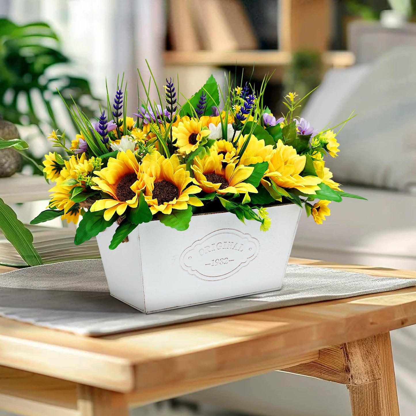 Scawim Pre-Made Flower Table Centerpieces