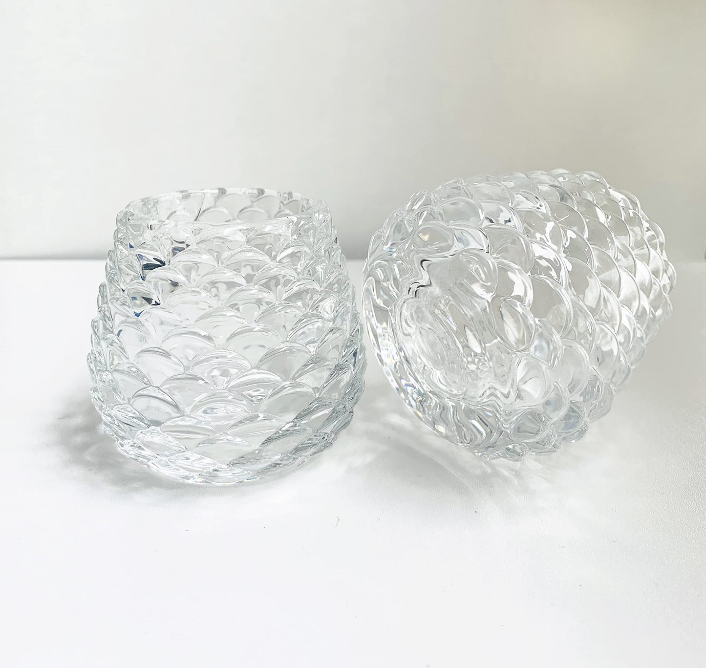 Christmas Crystal Pinecone Candle Holders, Set of 2 Tealight Candle Holder Pine Cone Glass Tea Light Votive Candle Holders for Christmas Party Centerpiece Table Setting Decoration