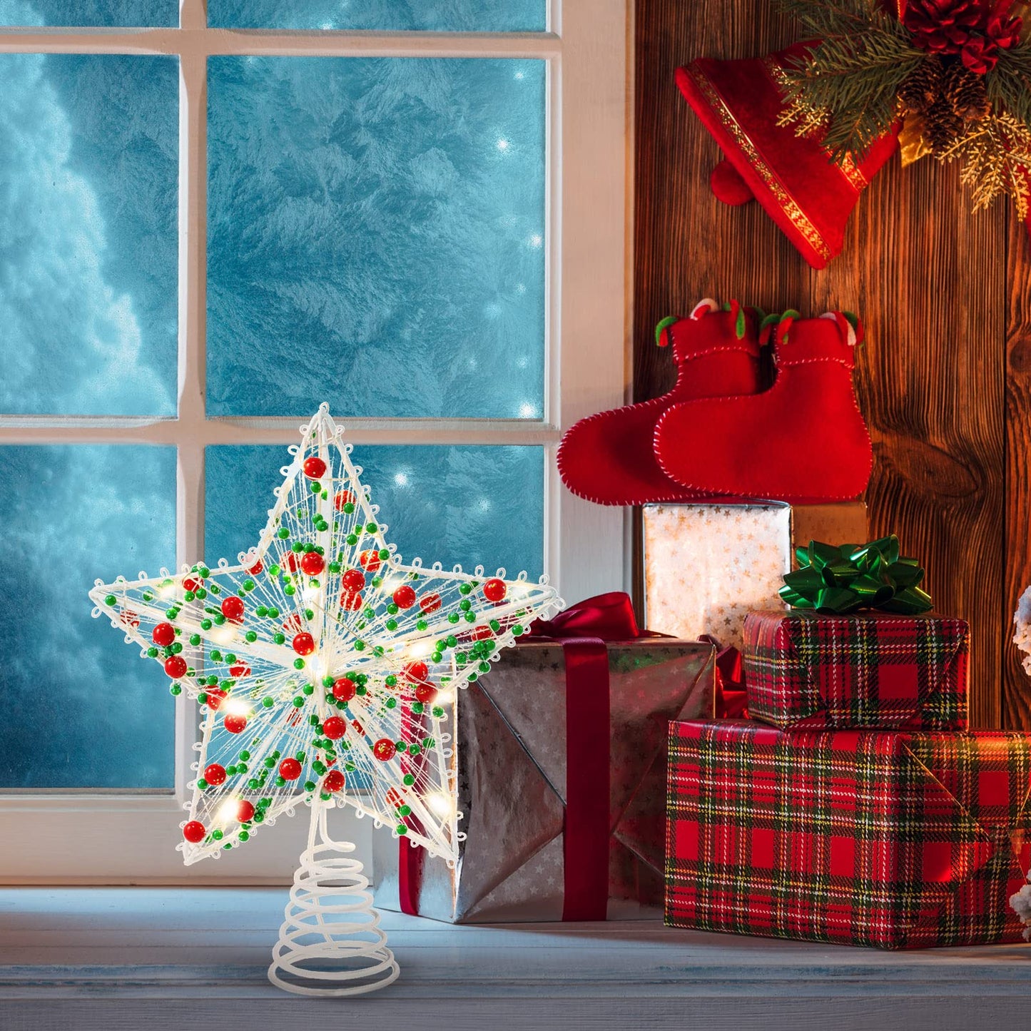 Whaline Christmas Star Tree Topper 8.3 Inch Red Green Berries Dotted 3D Star Treetop LED Lighted Battery Powered Unique Design Xmas Tree Ornament for Christmas Party Indoor Outdoor Home Decoration
