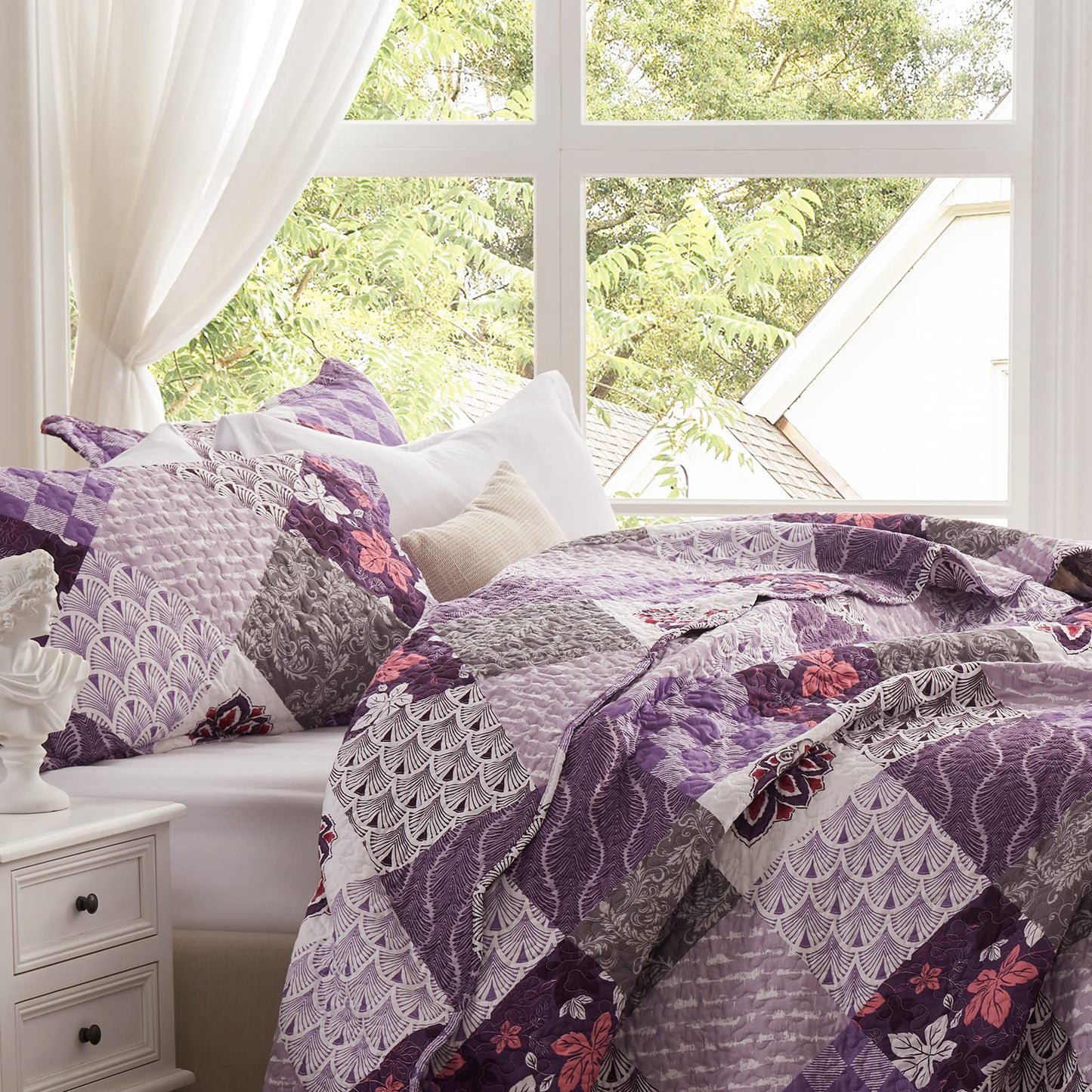 Full/Queen Size Quilt Set 3 Piece Lightweight Reversible Bedspread-90''x98'' Soft Patchwork Floral Coverlet Luxurious Warm Microfiber Bed Cover All Seasons Purple Bedding Set(1 Quilt,2 Pillow Shams)