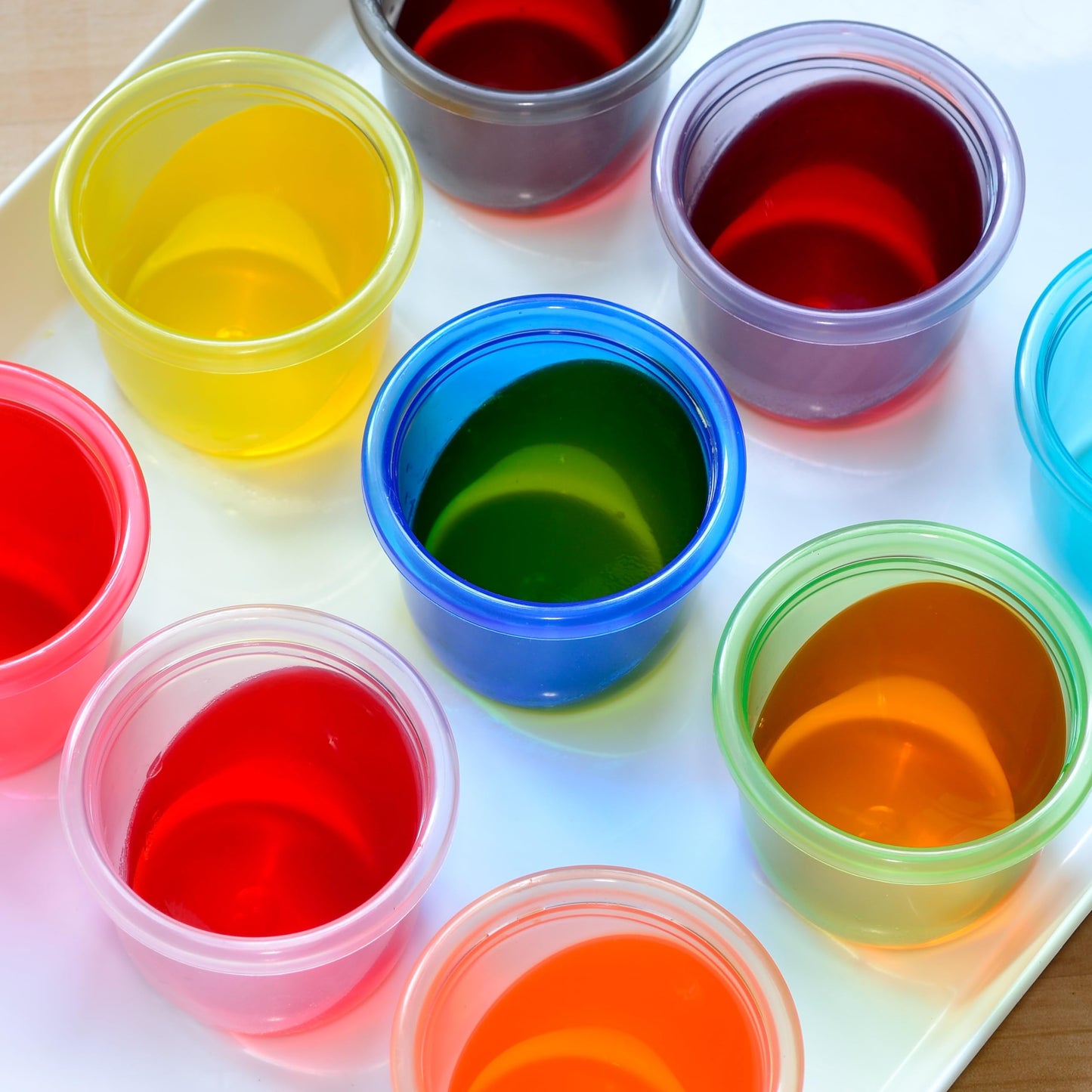 Youngever 9 Pack Plastic Jello Shot Cups, Reusable Portion Cups With Lids, Small Plastic Containers with Lids (4 Ounce)